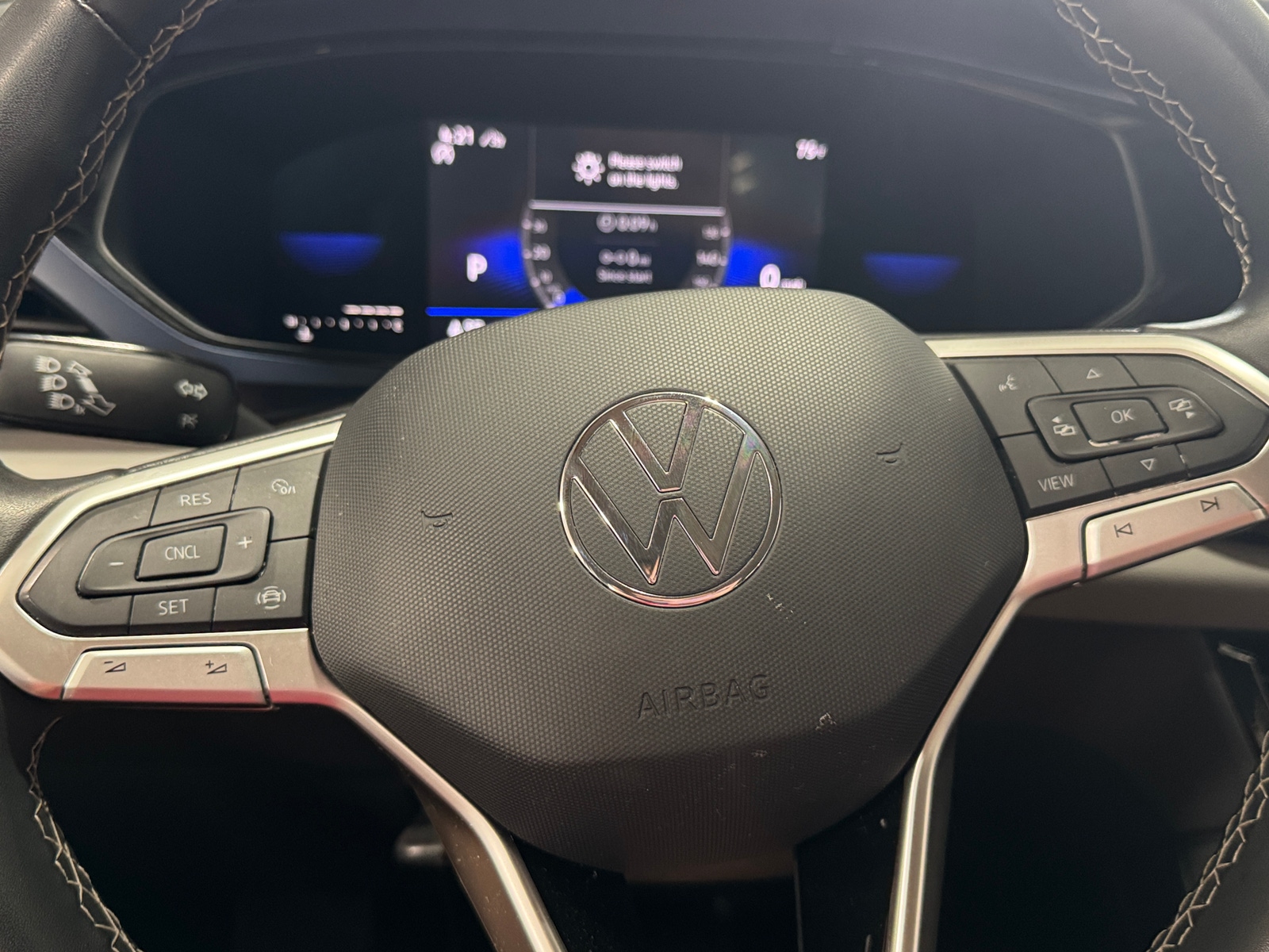 Thumbnail: 2022 Volkswagen Taos - 5