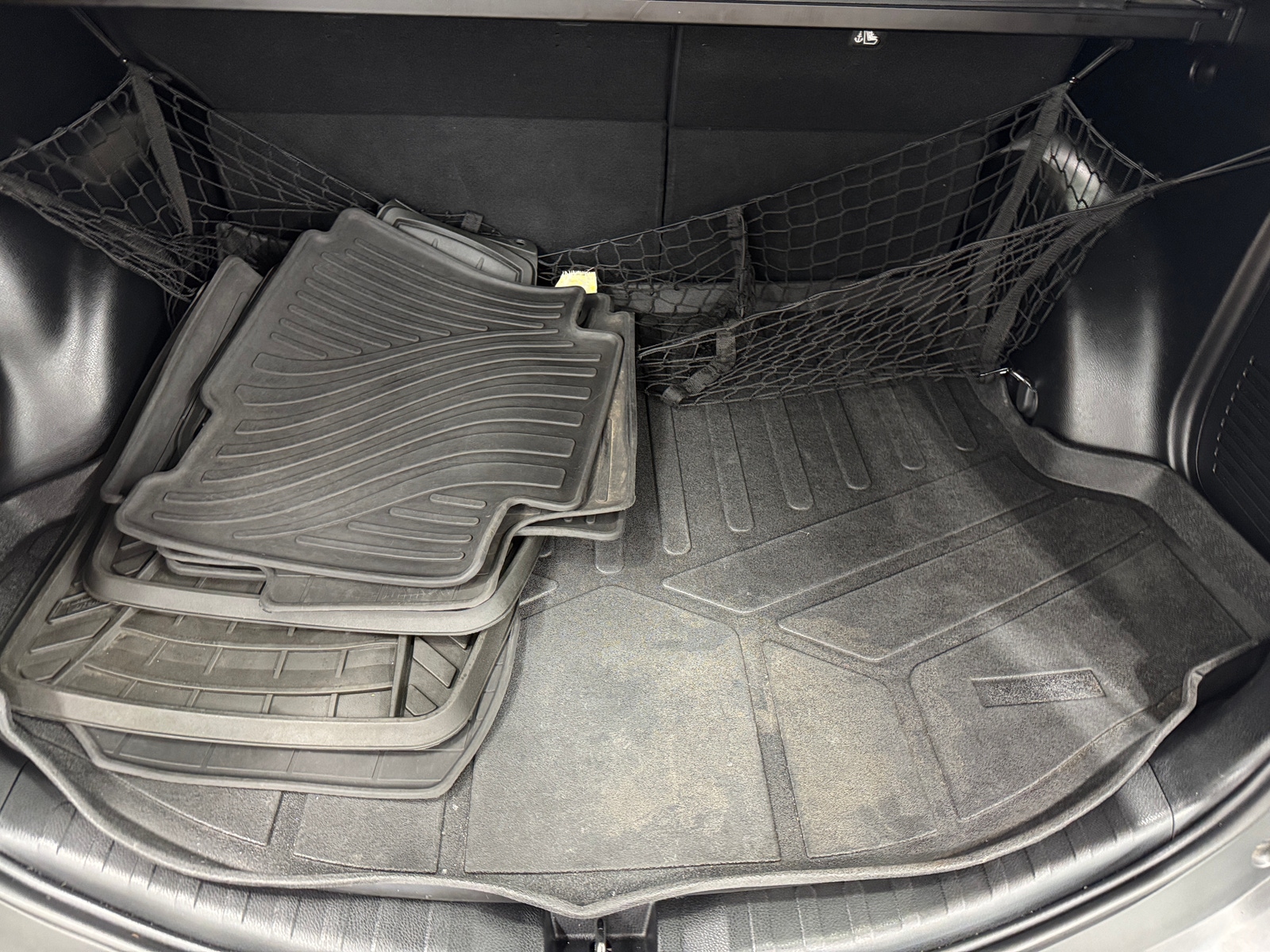 Thumbnail: 2015 Toyota RAV4 - 7