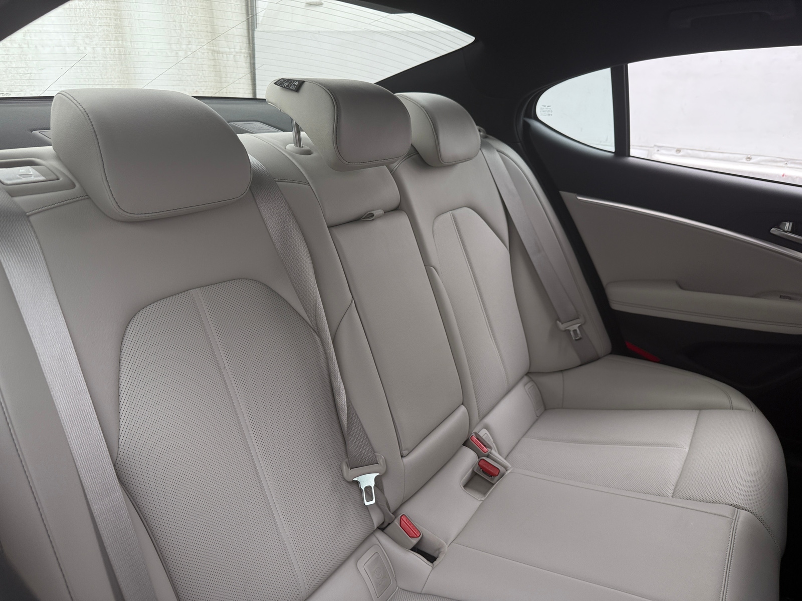Thumbnail: 2025 Genesis G70 - 5