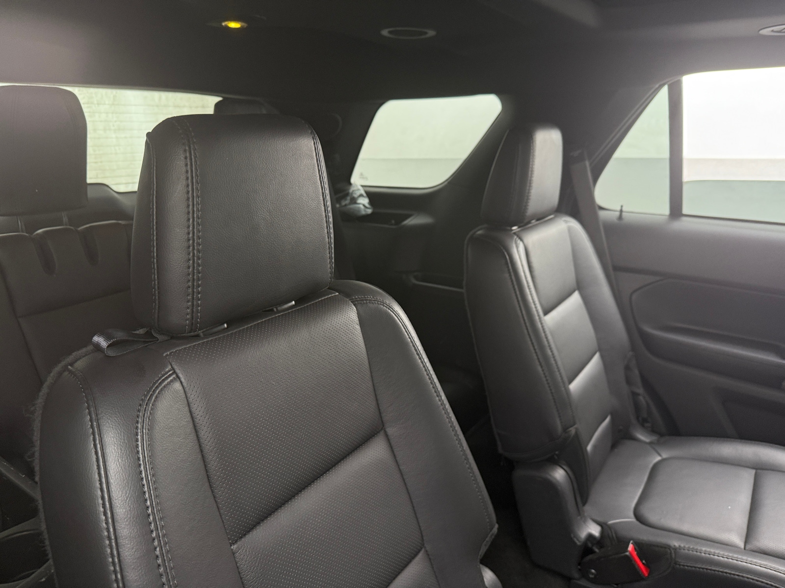 Thumbnail: 2015 Ford Explorer - 5