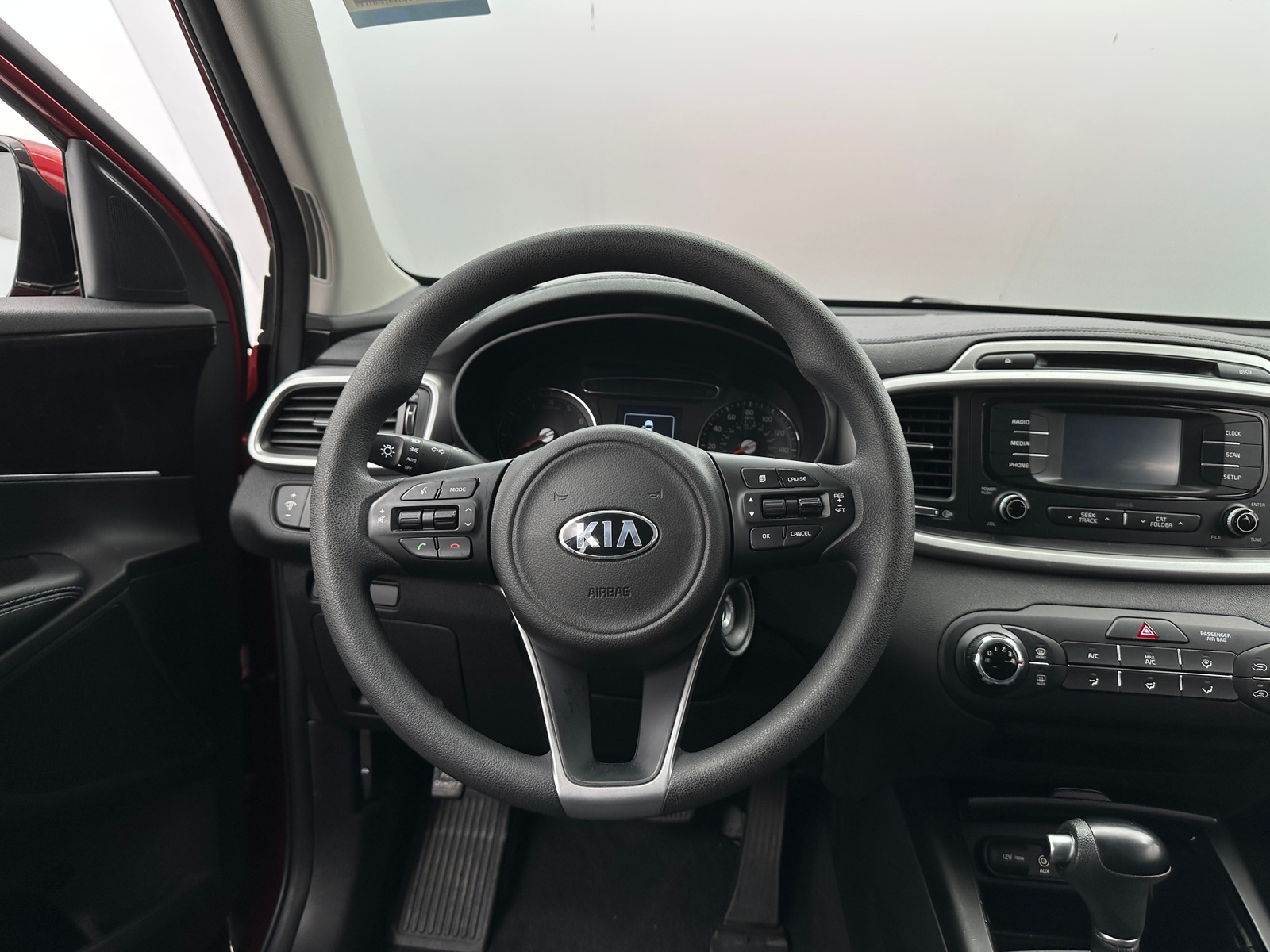 Thumbnail: 2017 Kia Sorento - 5