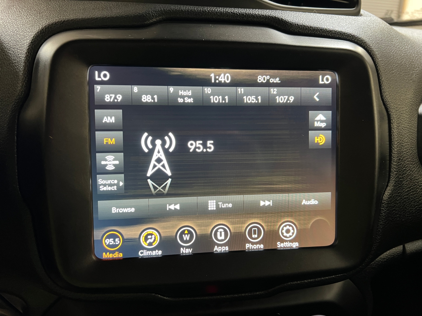 Thumbnail: 2021 Jeep Renegade - 4