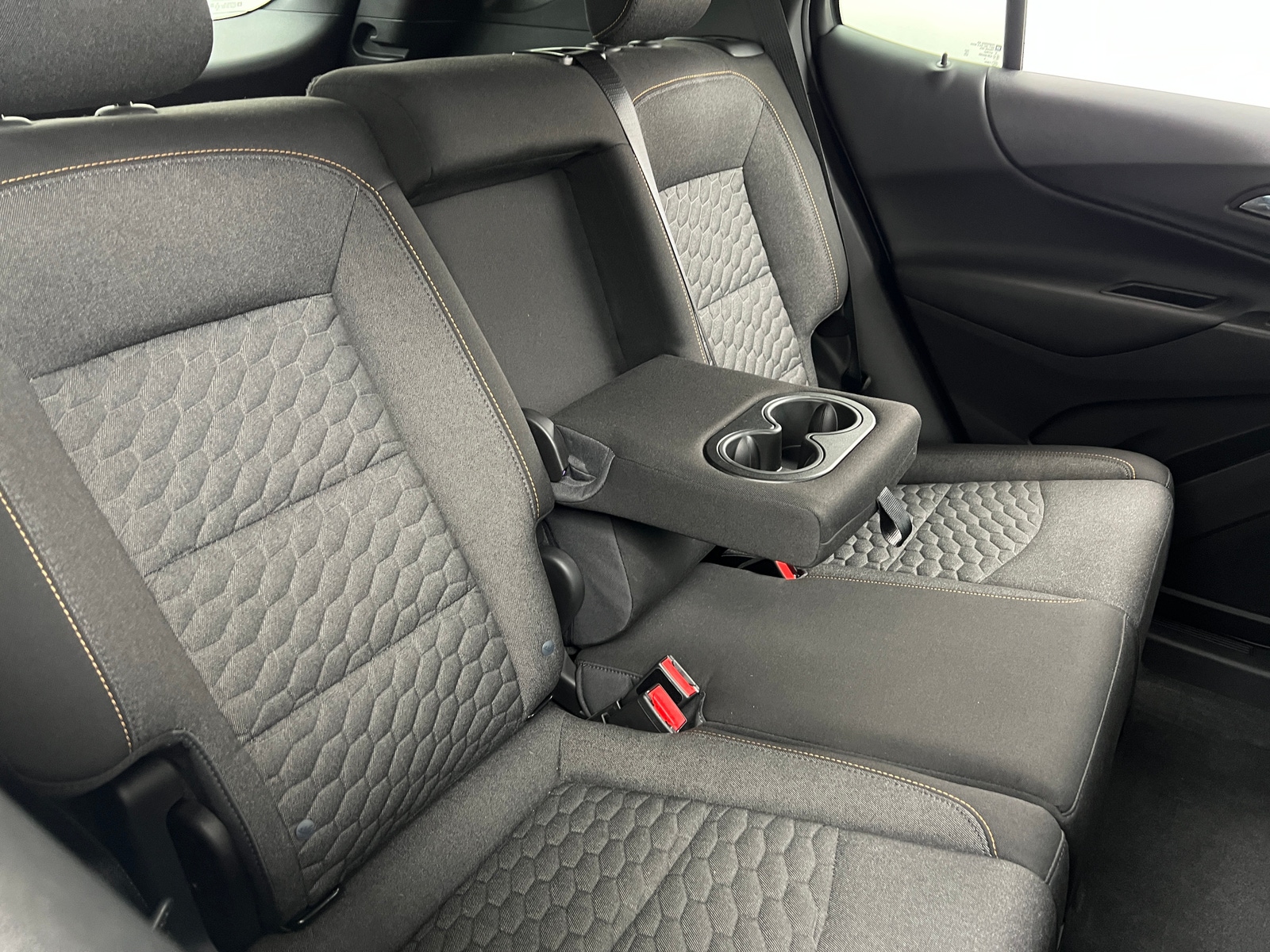Thumbnail: 2020 Chevrolet Equinox - 6