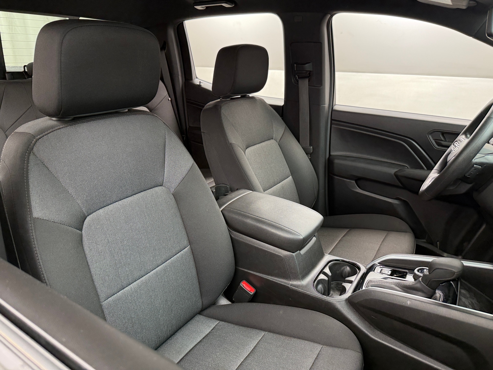 Thumbnail: 2023 Chevrolet Colorado - 2
