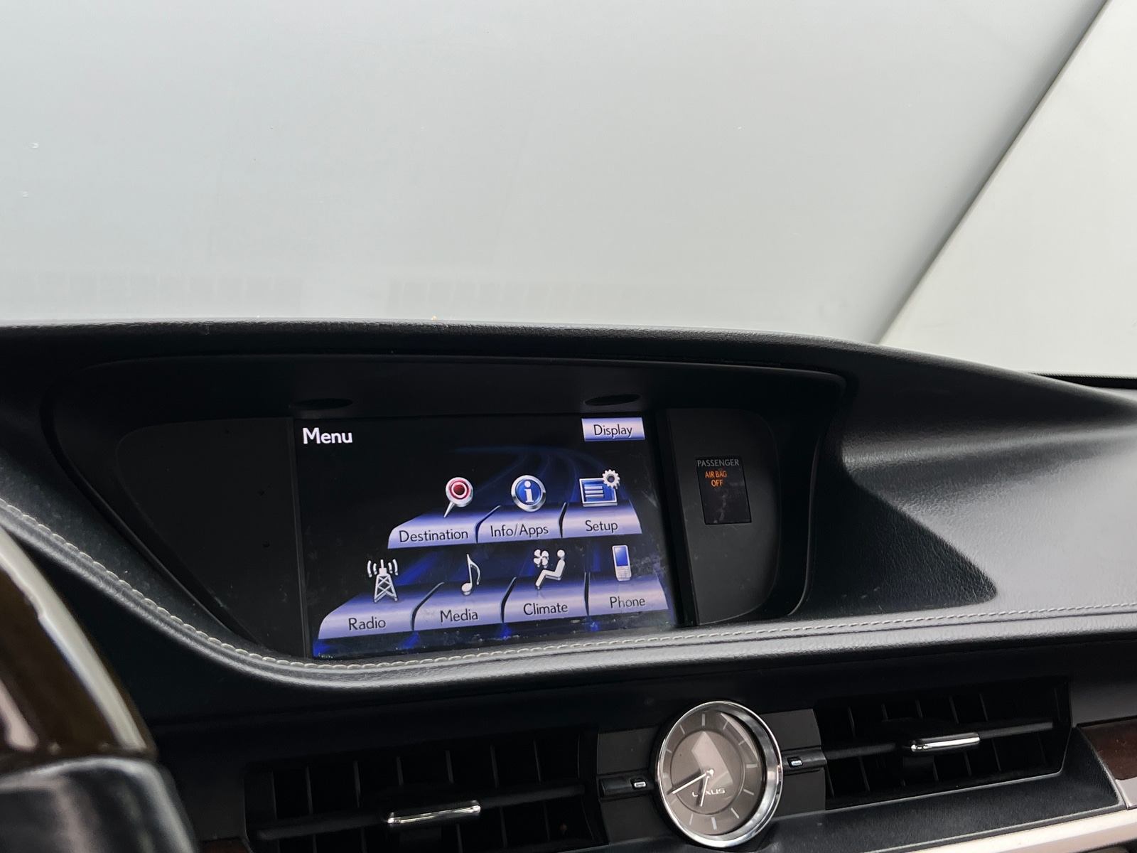 Thumbnail: 2013 Lexus ES - 3