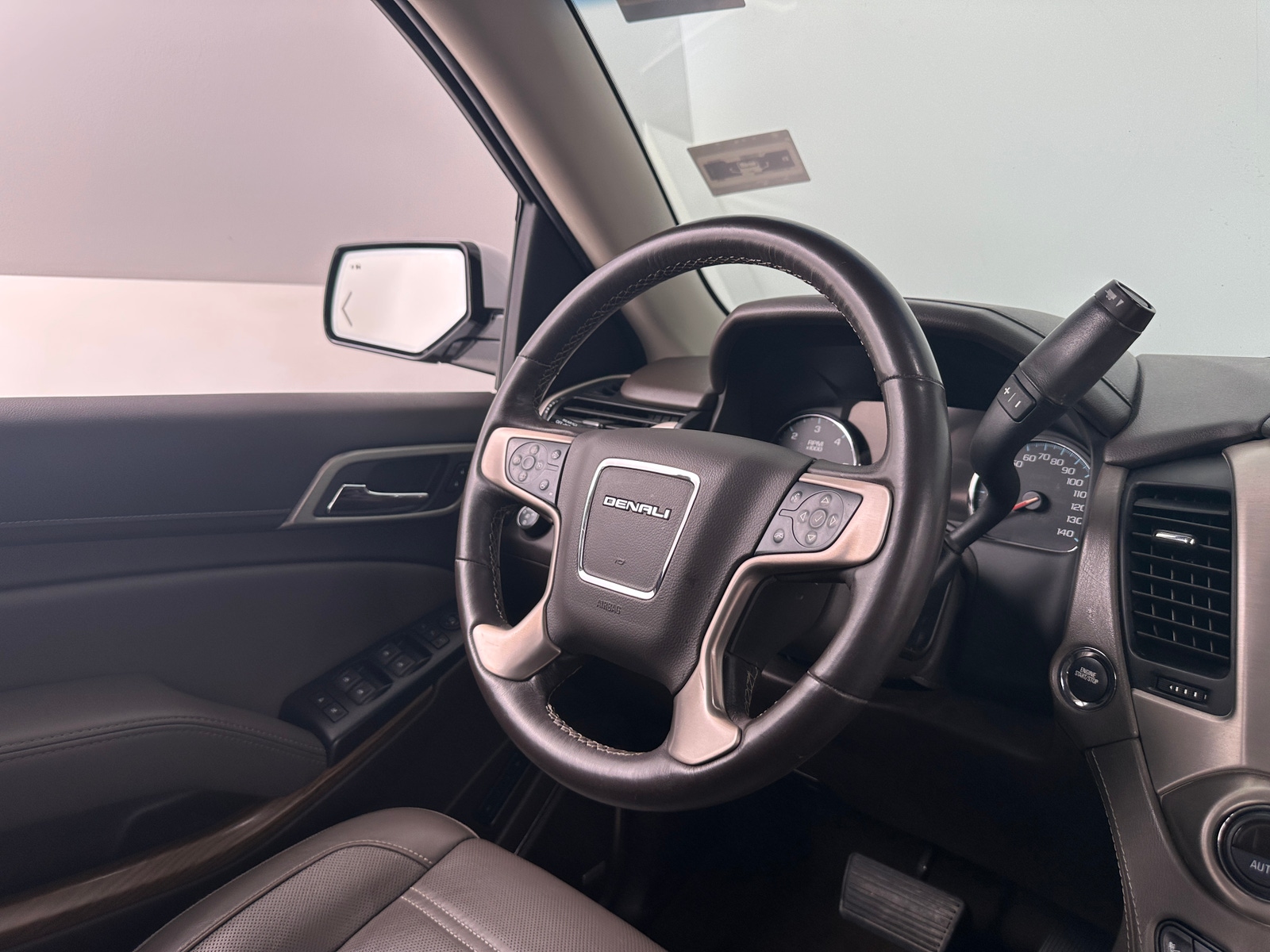 Thumbnail: 2019 GMC Yukon - 4