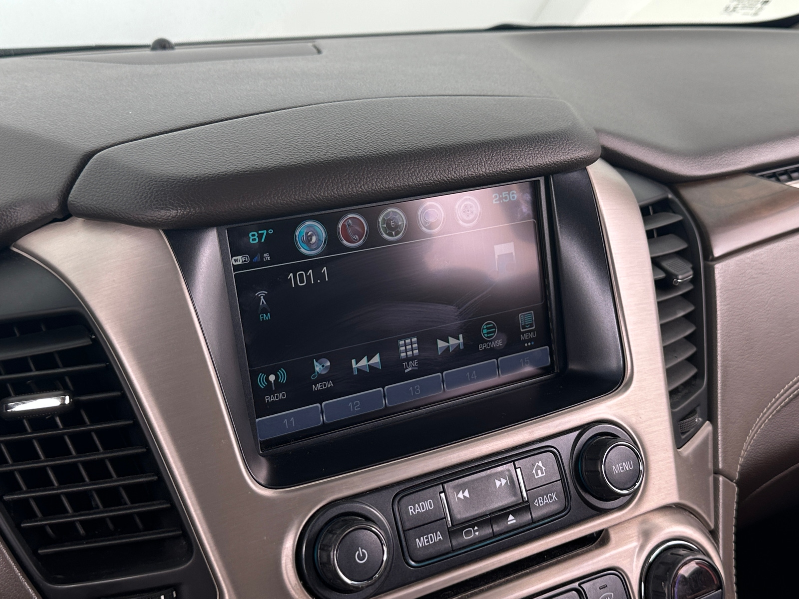 Thumbnail: 2019 GMC Yukon - 3