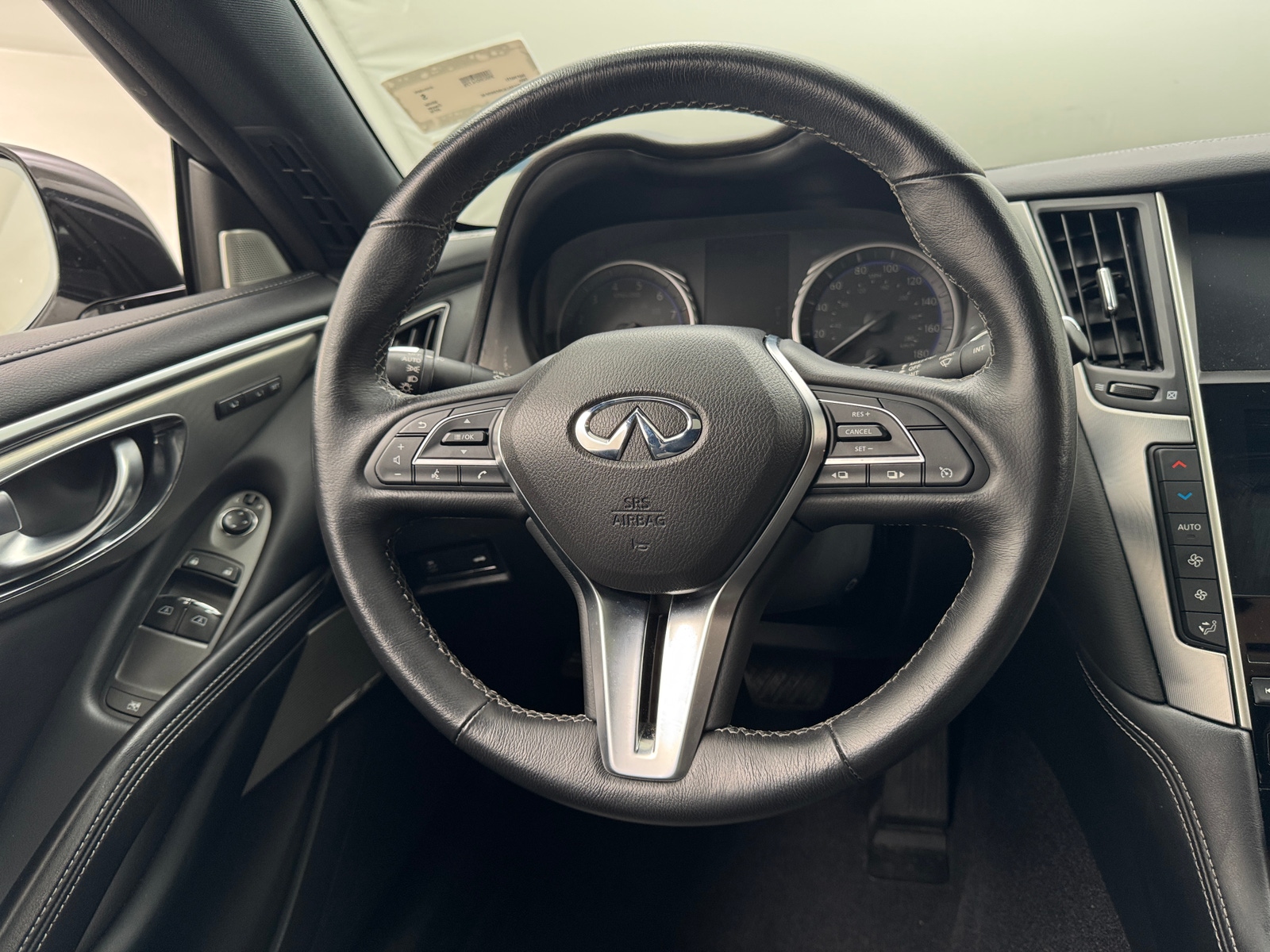 Thumbnail: 2018 INFINITI Q60 - 3