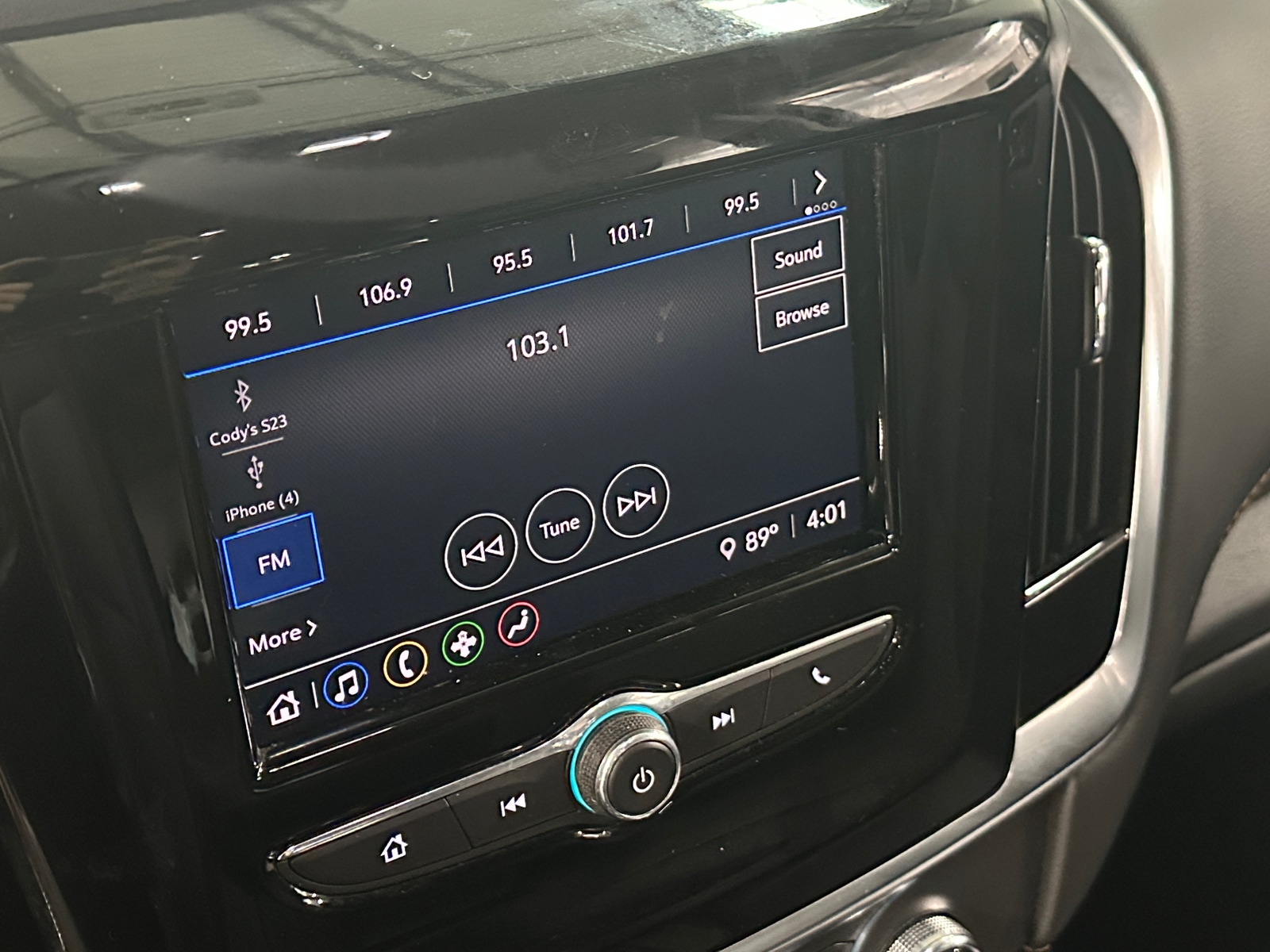 Thumbnail: 2020 Chevrolet Traverse - 4