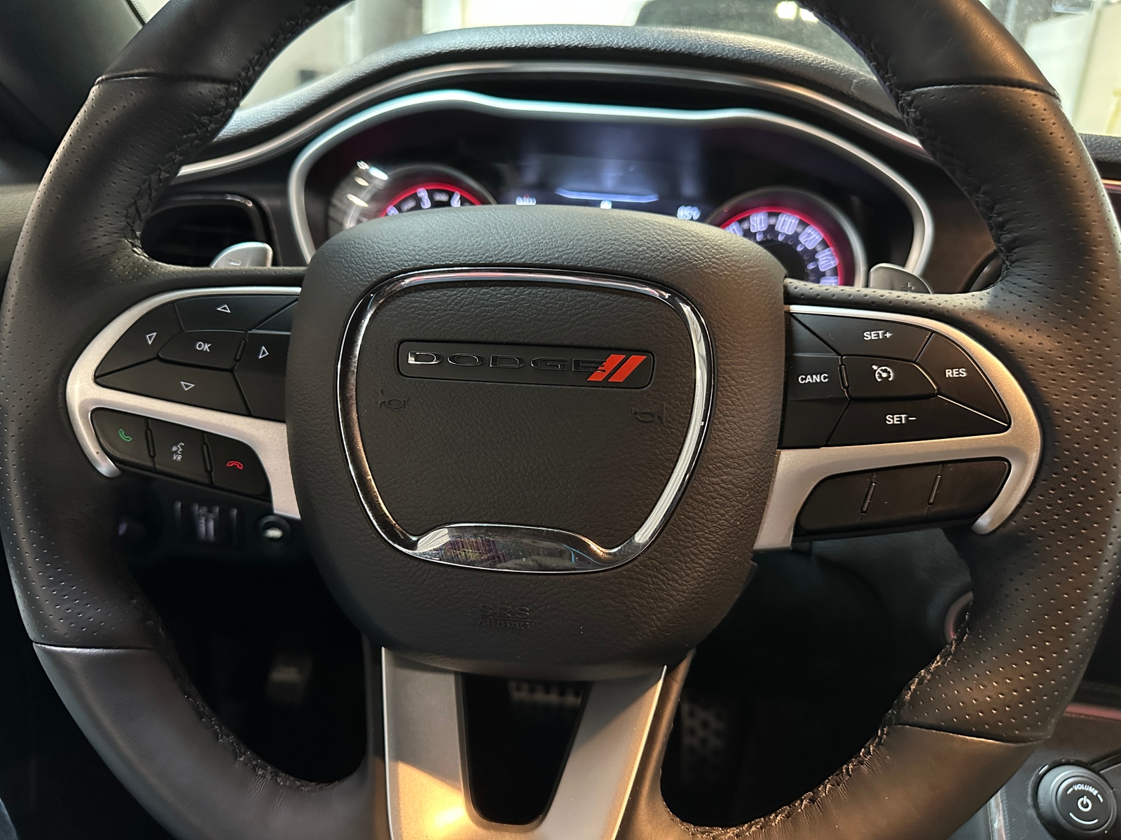 Thumbnail: 2018 Dodge Challenger - 4