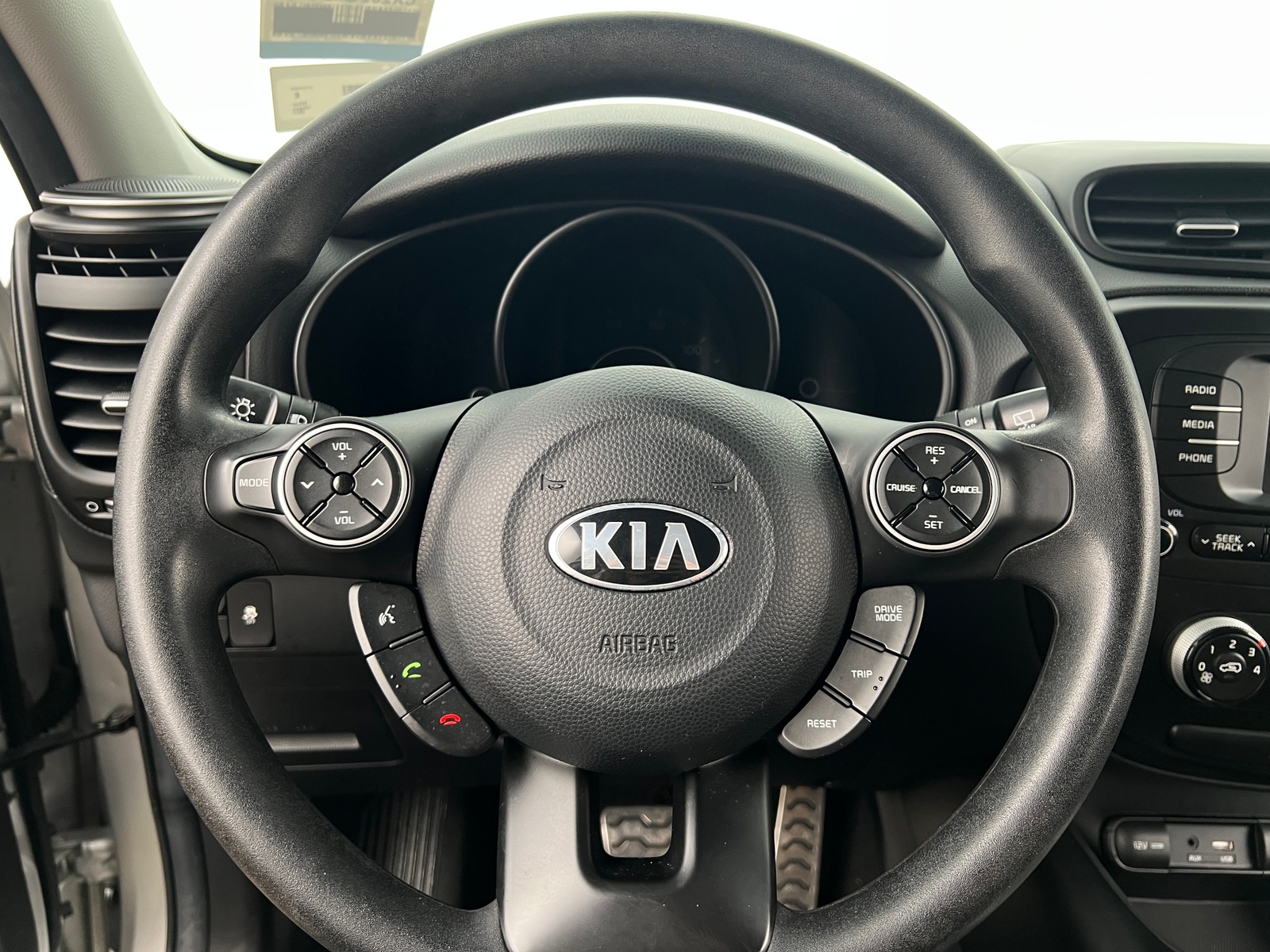Thumbnail: 2017 Kia Soul - 5