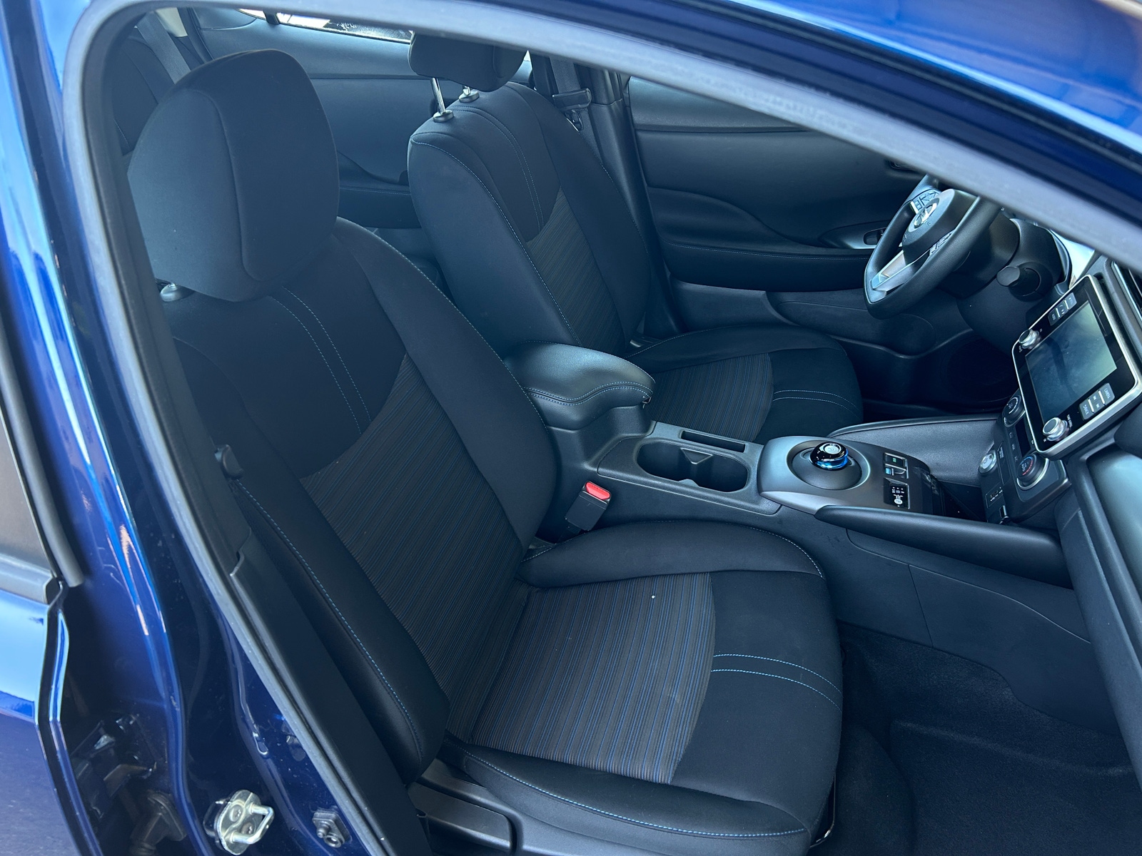Thumbnail: 2022 Nissan Leaf - 2