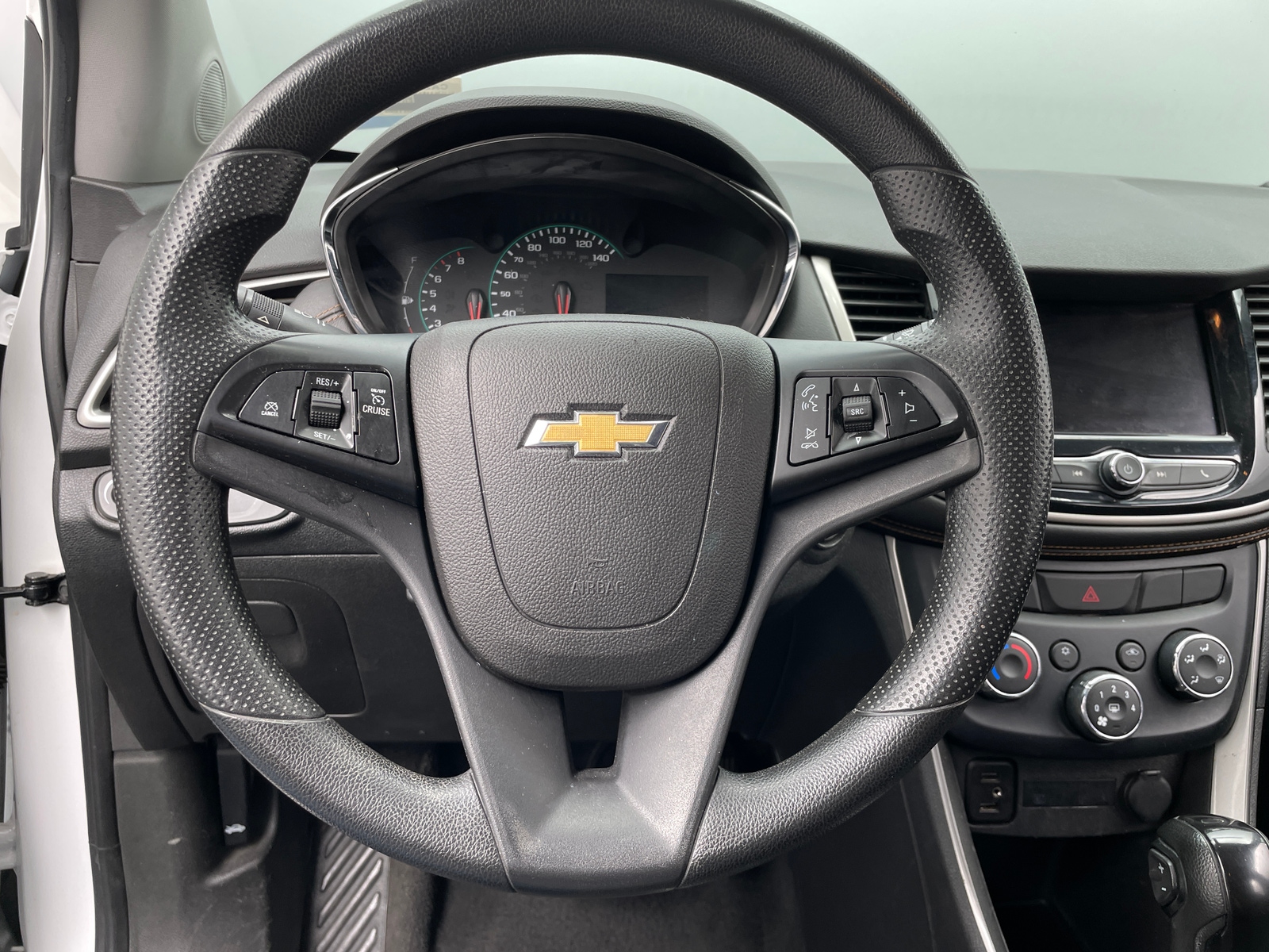Thumbnail: 2020 Chevrolet Trax - 5