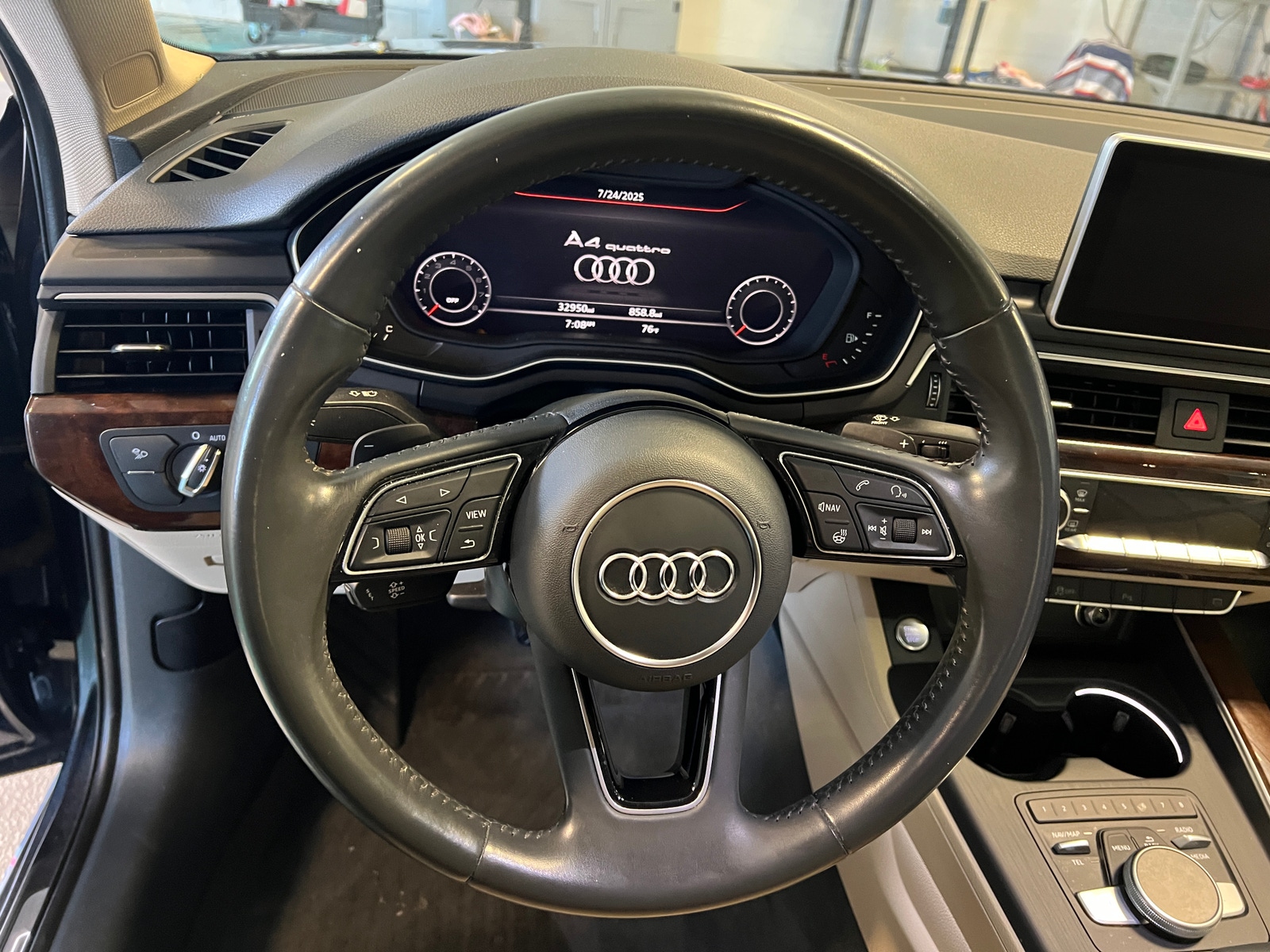 Thumbnail: 2018 Audi A4 - 4