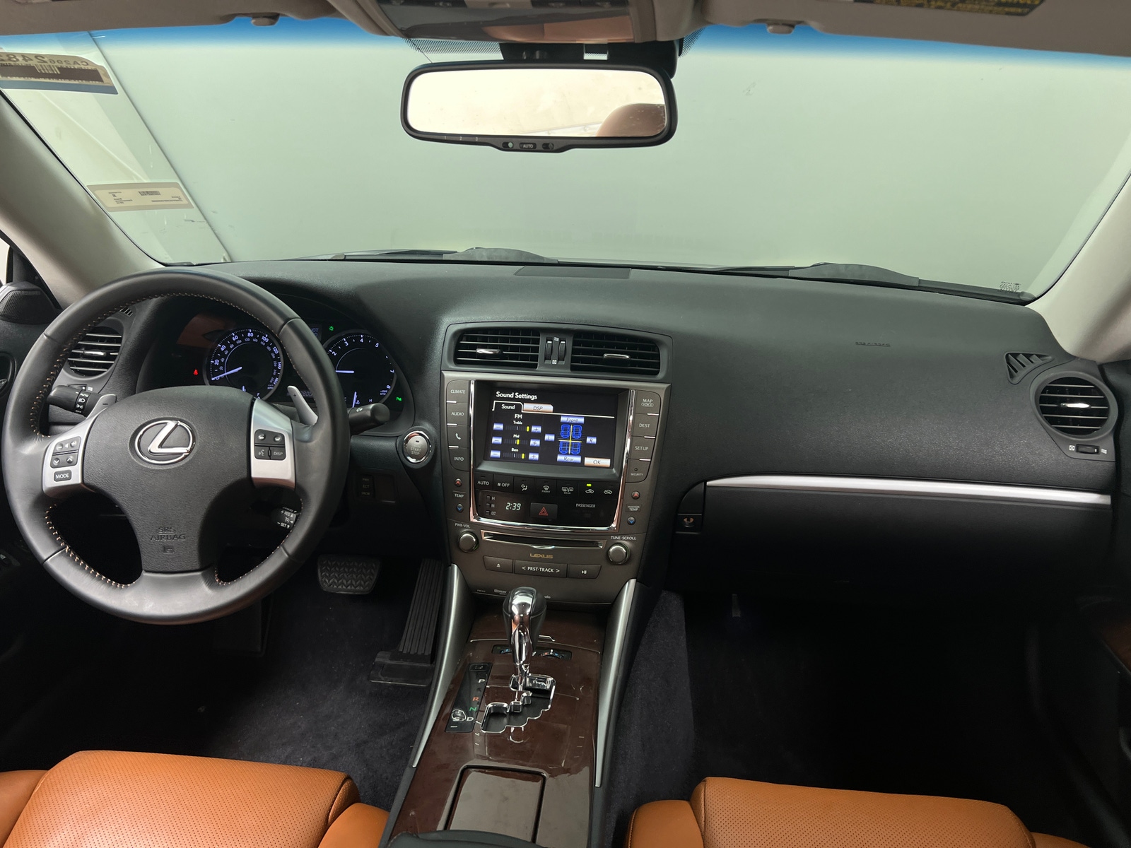 Thumbnail: 2015 Lexus IS - 2