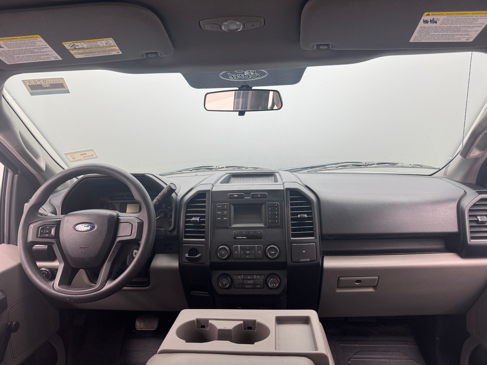 Thumbnail: 2016 Ford Econoline - 3