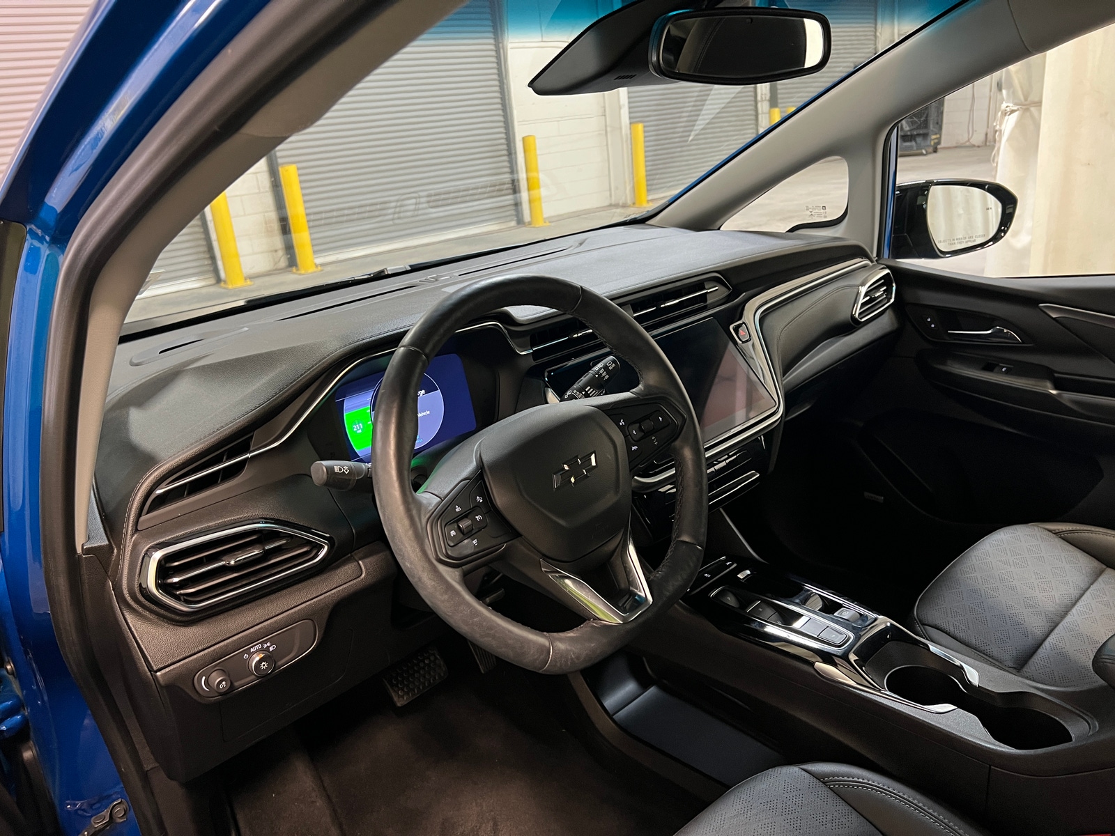 Thumbnail: 2023 Chevrolet Bolt EV - 2