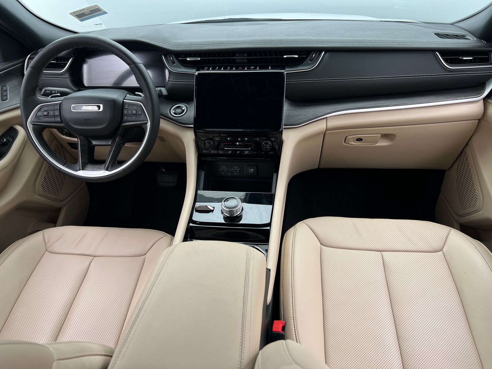 Thumbnail: 2023 Jeep Grand Cherokee L - 2