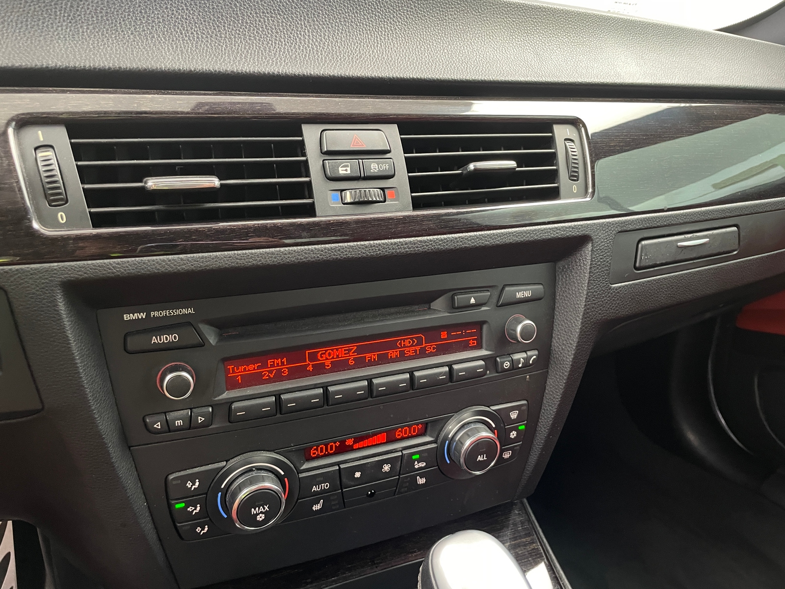 Thumbnail: 2012 BMW 3 Series - 2