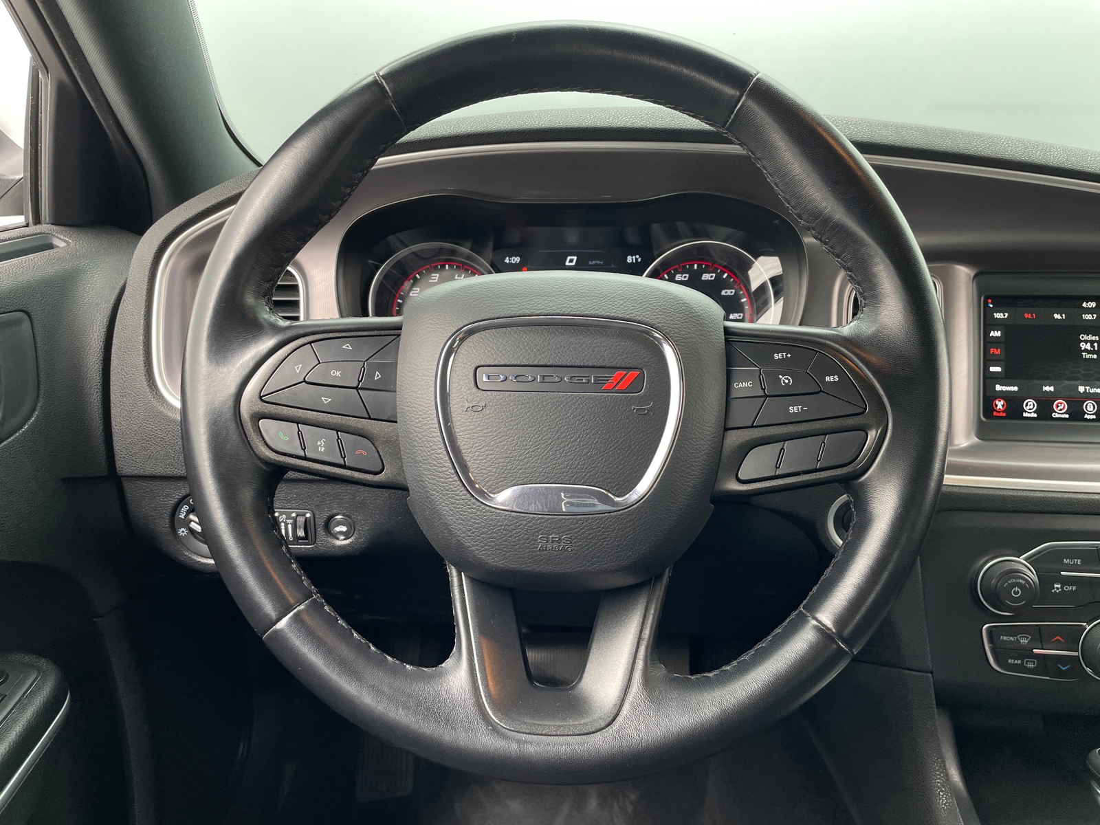 Thumbnail: 2022 Dodge Charger - 5