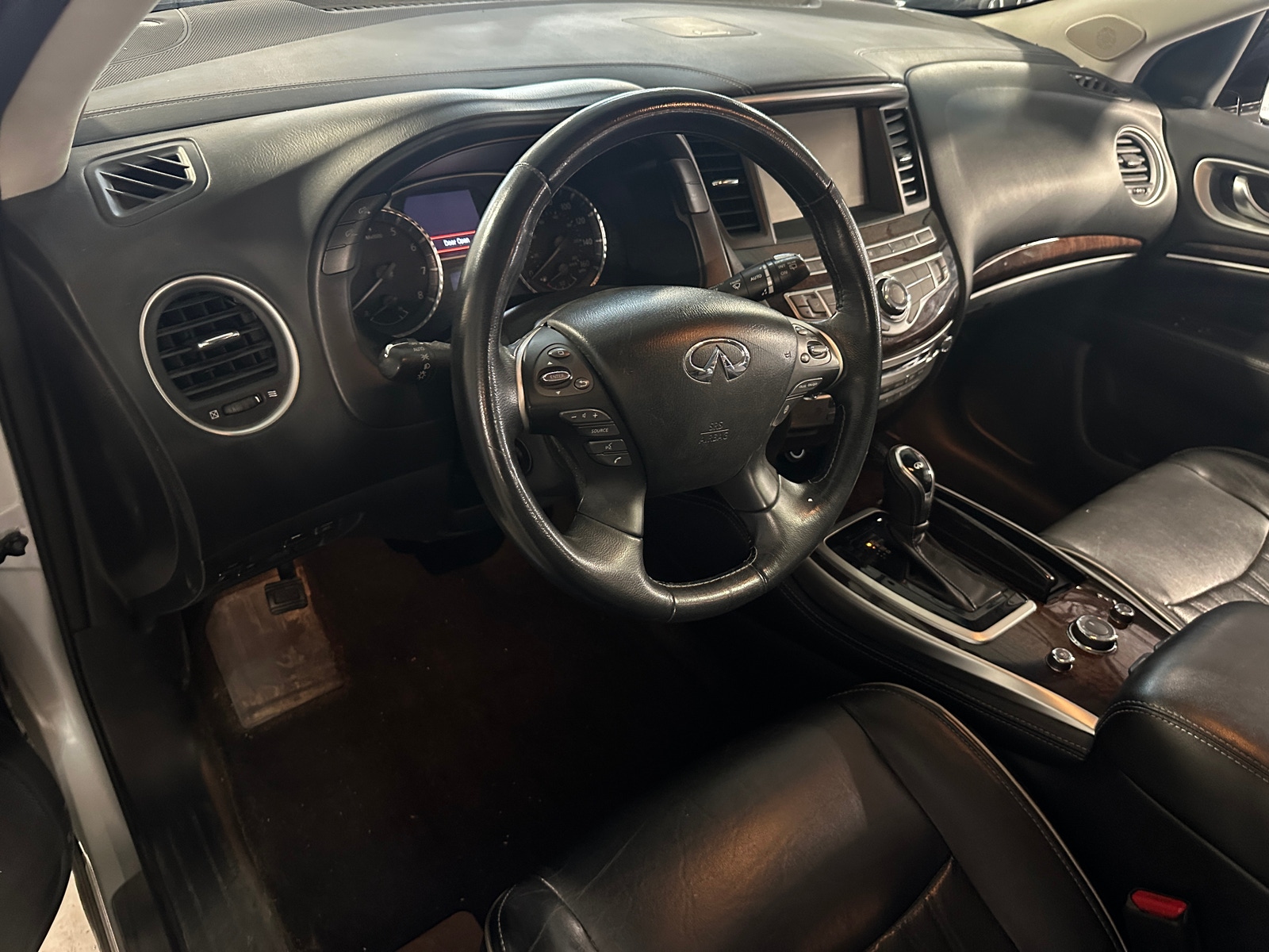 Thumbnail: 2016 INFINITI QX60 - 2