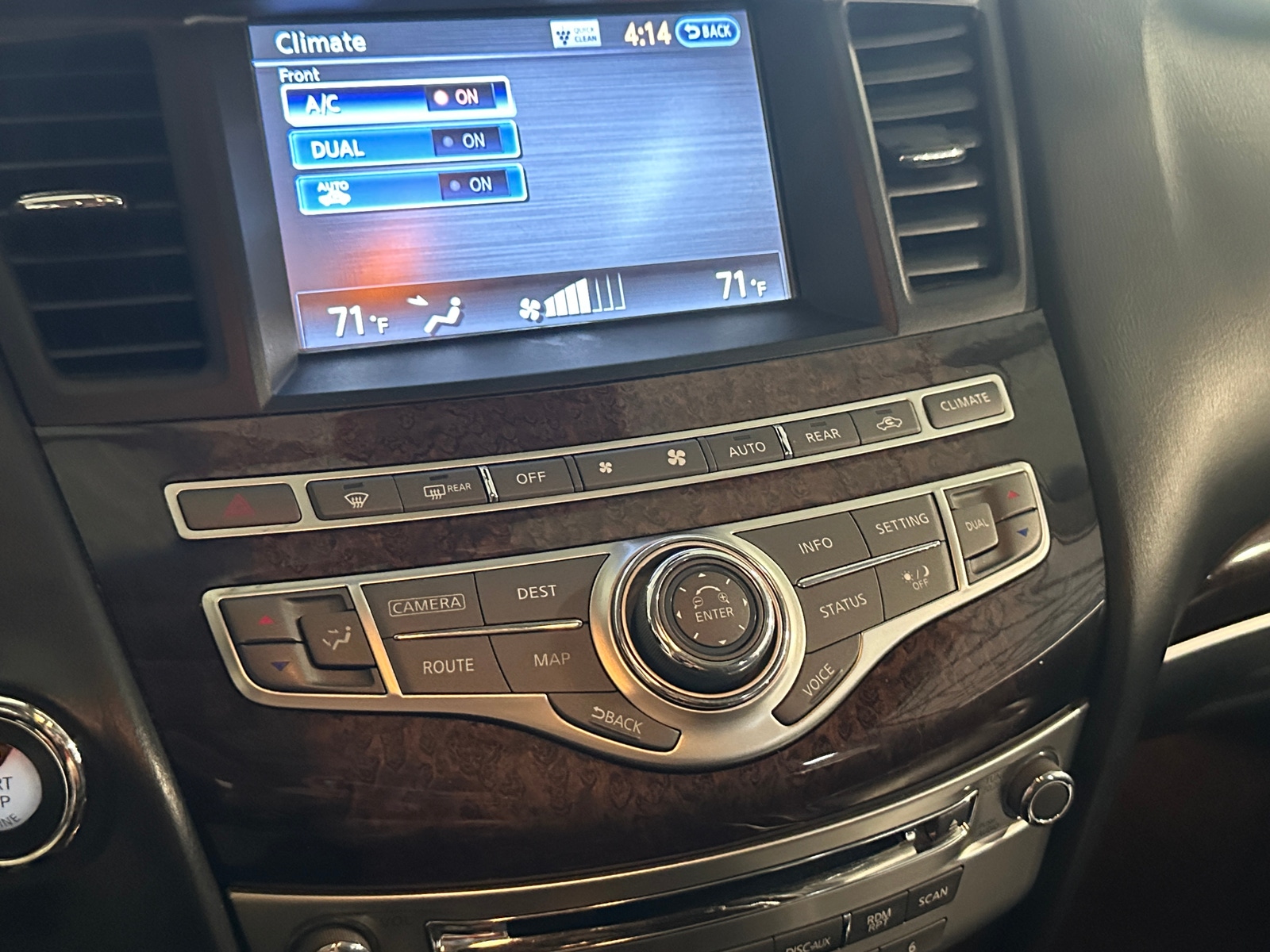 Thumbnail: 2016 INFINITI QX60 - 3