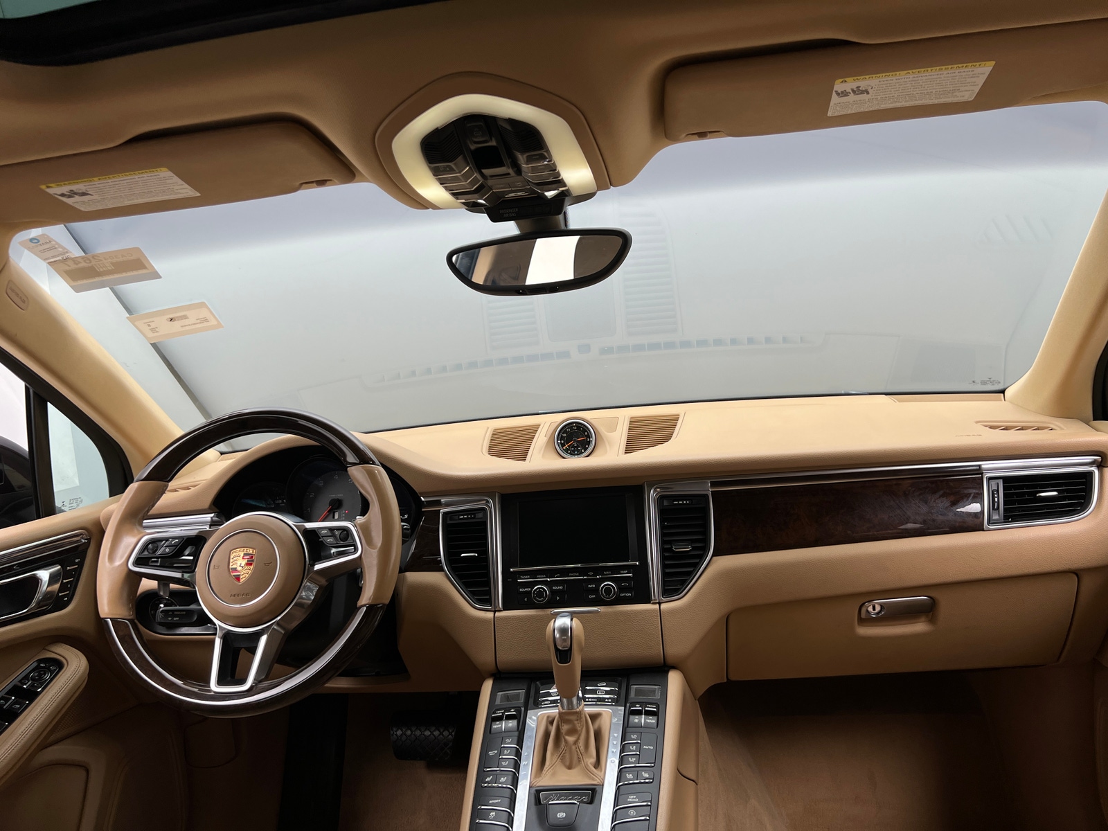 Thumbnail: 2015 Porsche Macan - 2