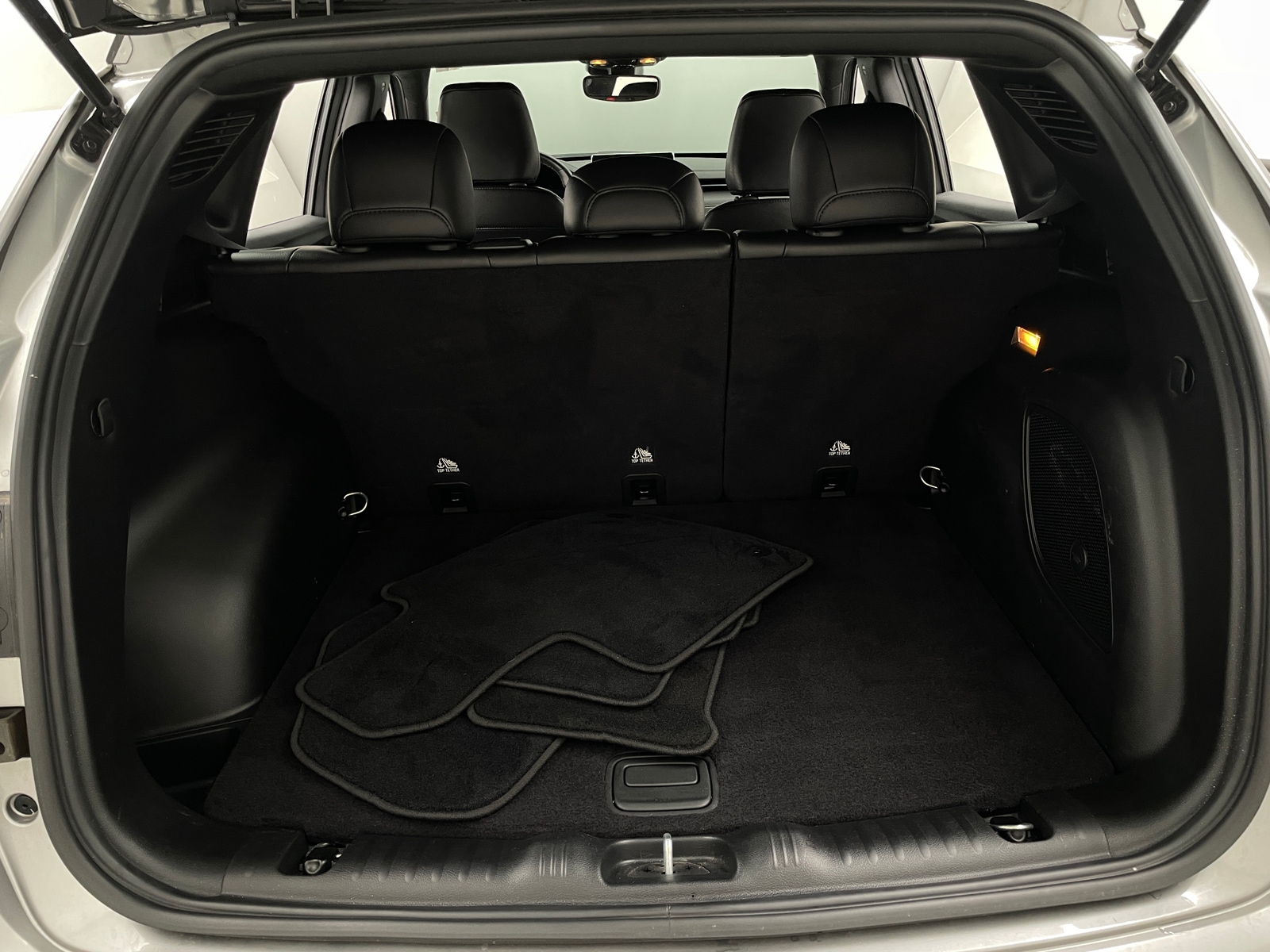 Thumbnail: 2022 Jeep Compass - 6