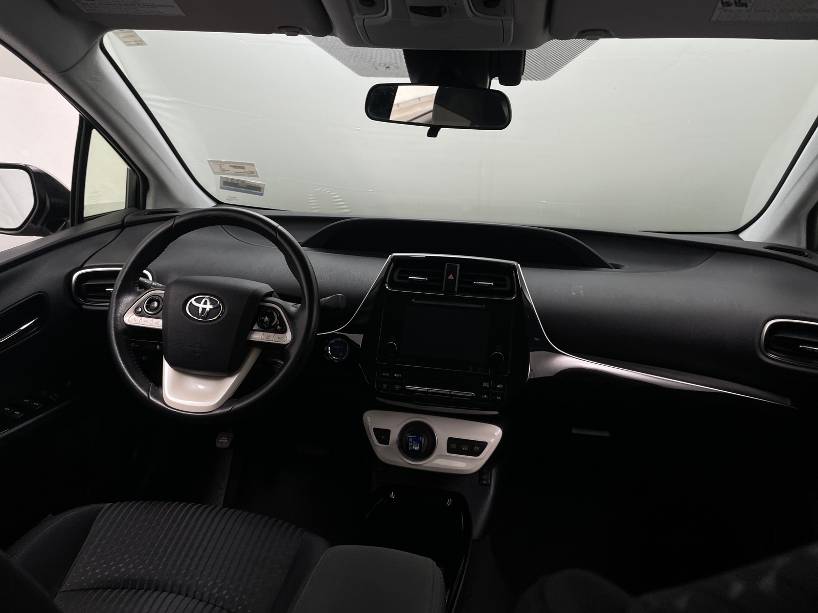 Thumbnail: 2017 Toyota Prius Prime - 3