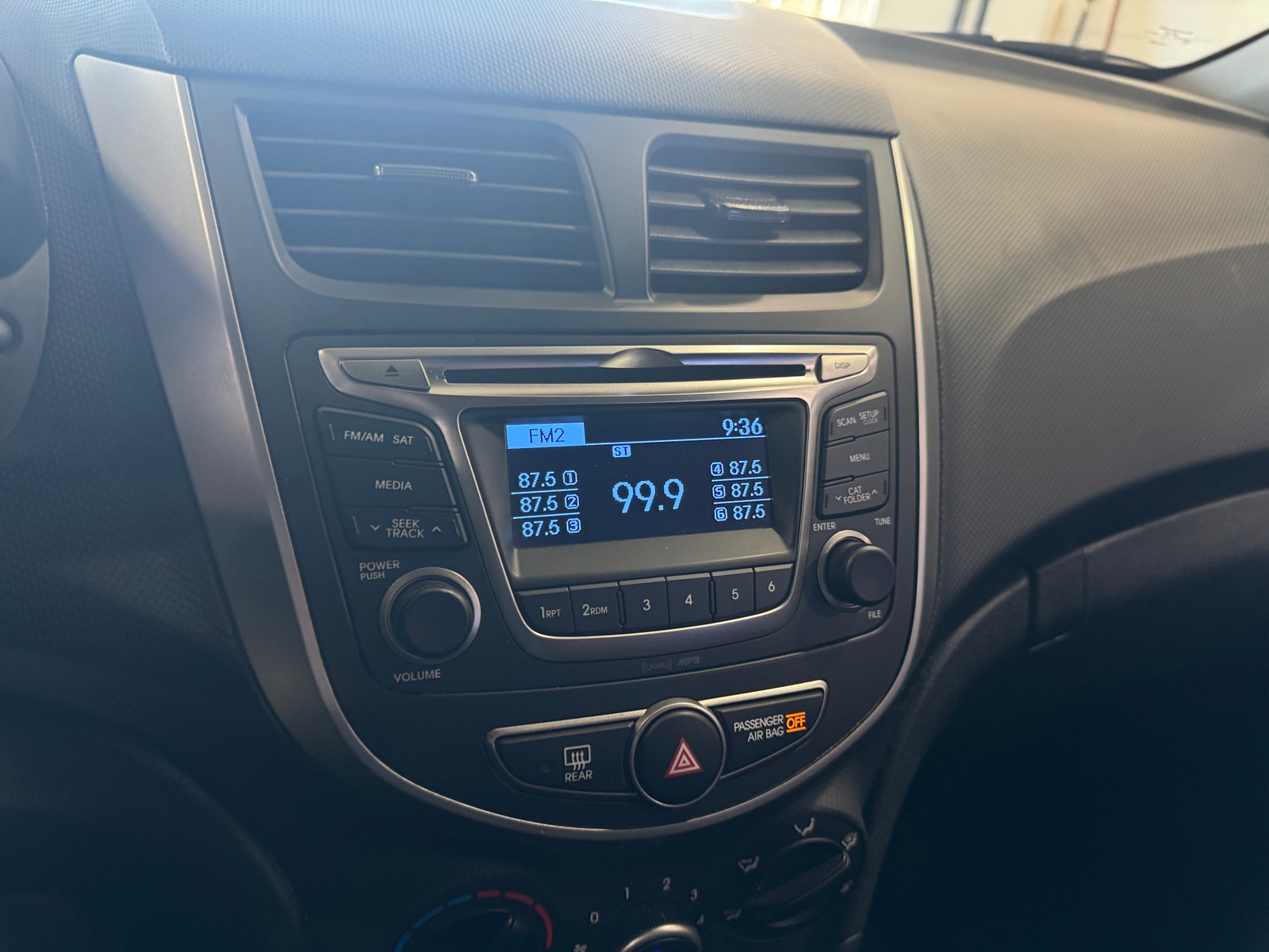 Thumbnail: 2016 Hyundai Accent - 4