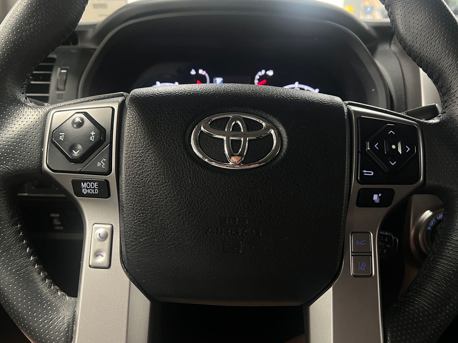 Thumbnail: 2020 Toyota 4Runner - 4