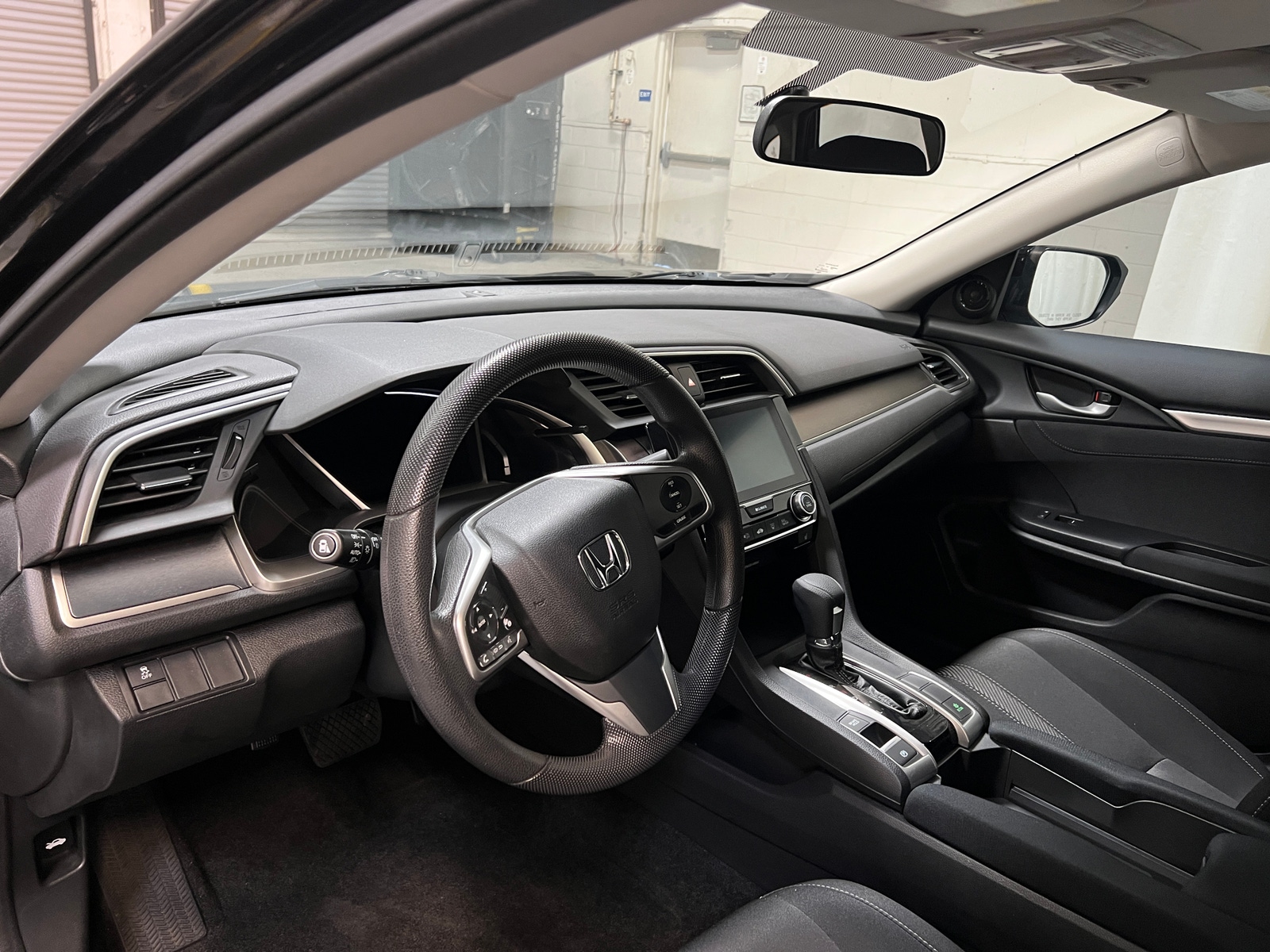 Thumbnail: 2017 Honda Civic - 3