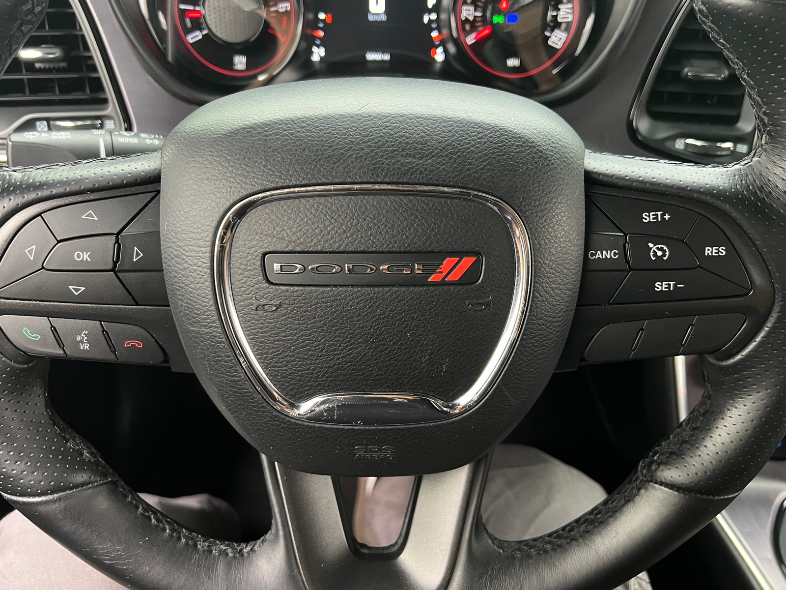 Thumbnail: 2017 Dodge Challenger - 3