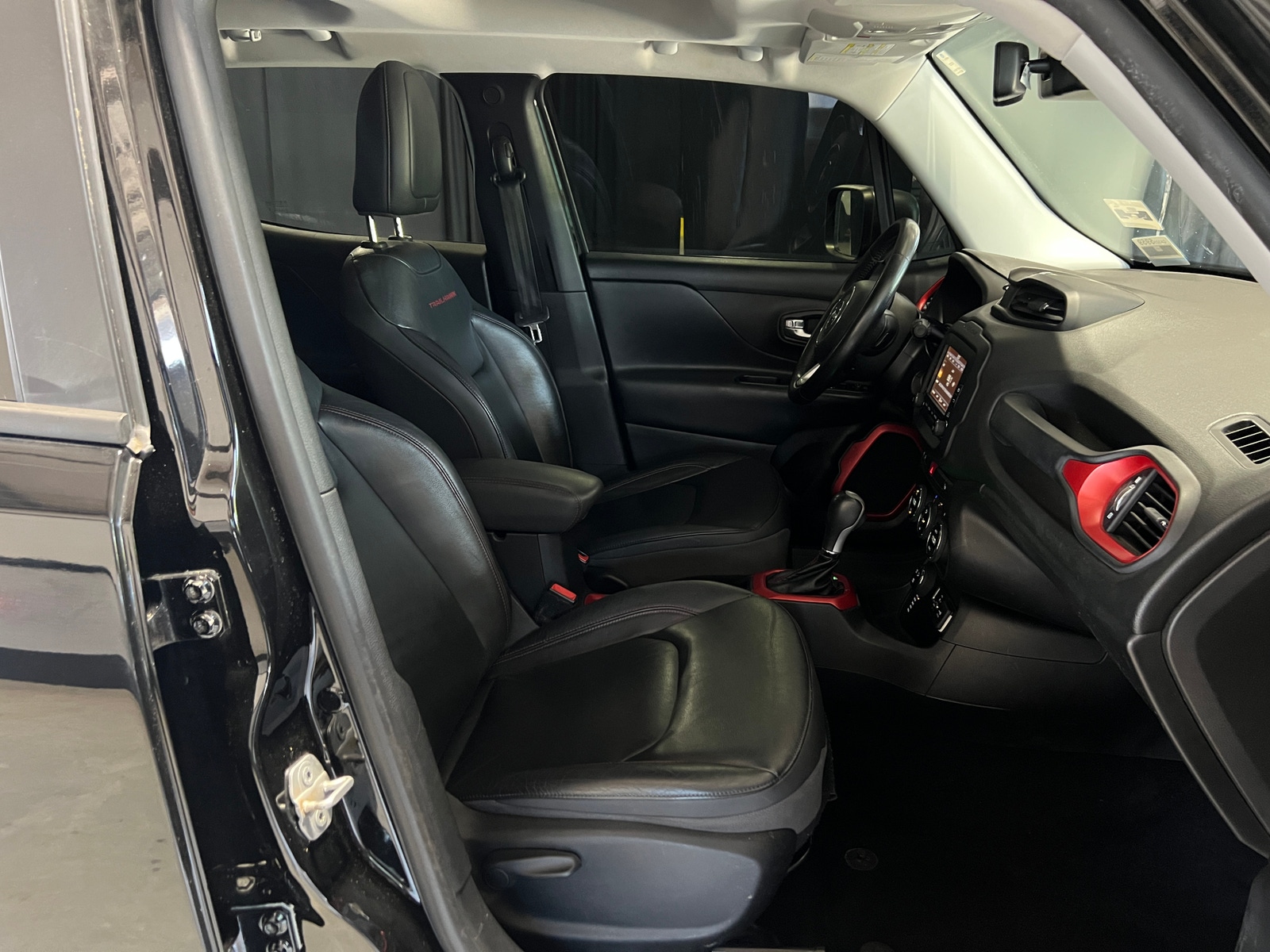 Thumbnail: 2016 Jeep Renegade - 2