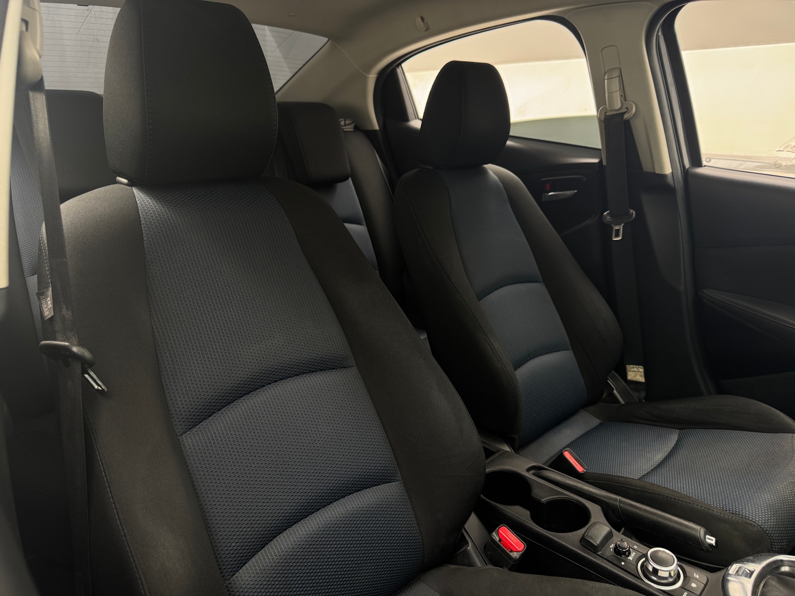 Thumbnail: 2018 Toyota Yaris iA - 2