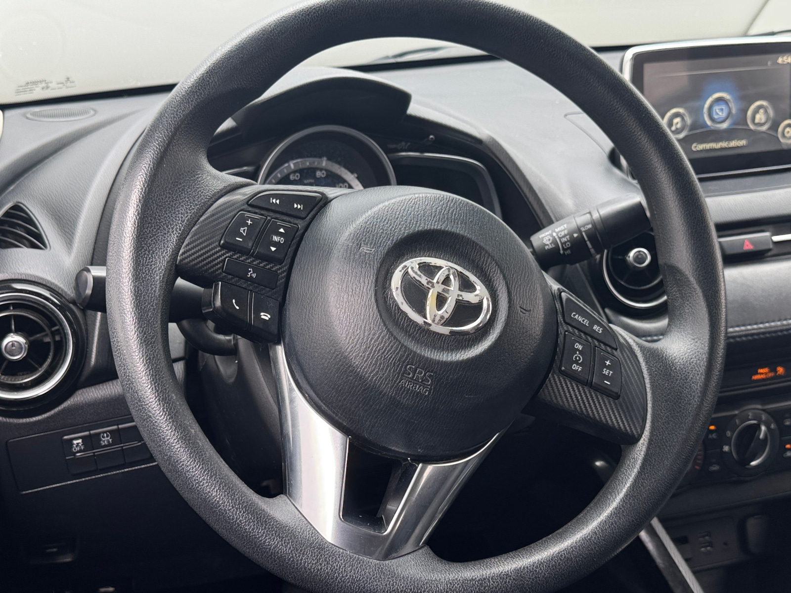 Thumbnail: 2018 Toyota Yaris iA - 5