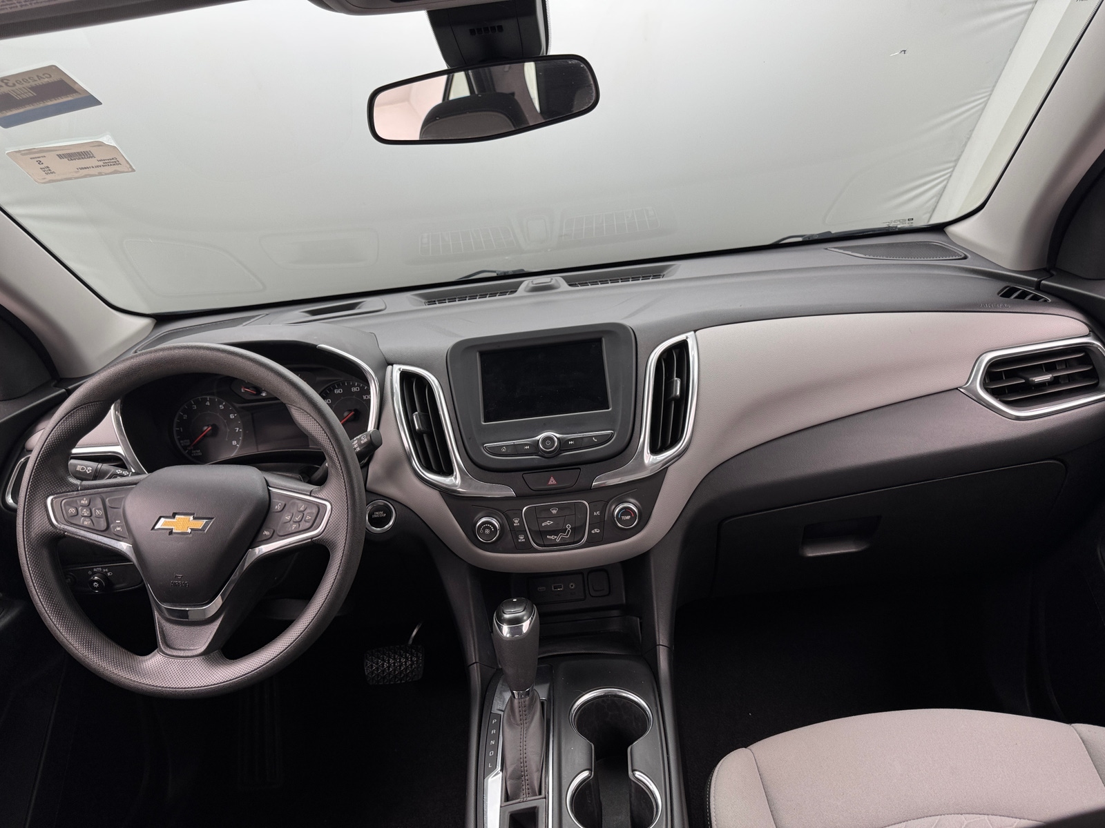 Thumbnail: 2020 Chevrolet Equinox - 3