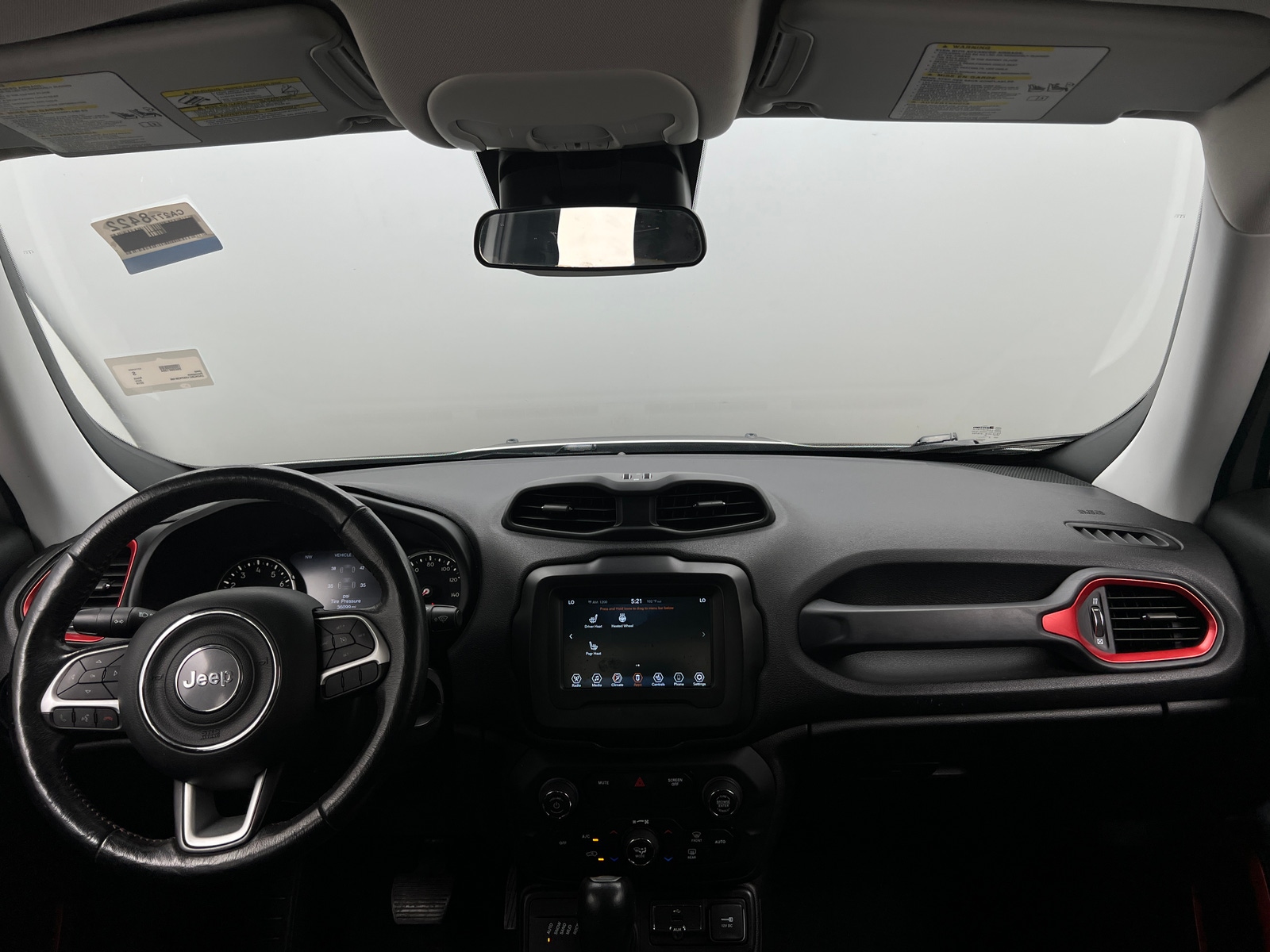 Thumbnail: 2019 Jeep Renegade - 3