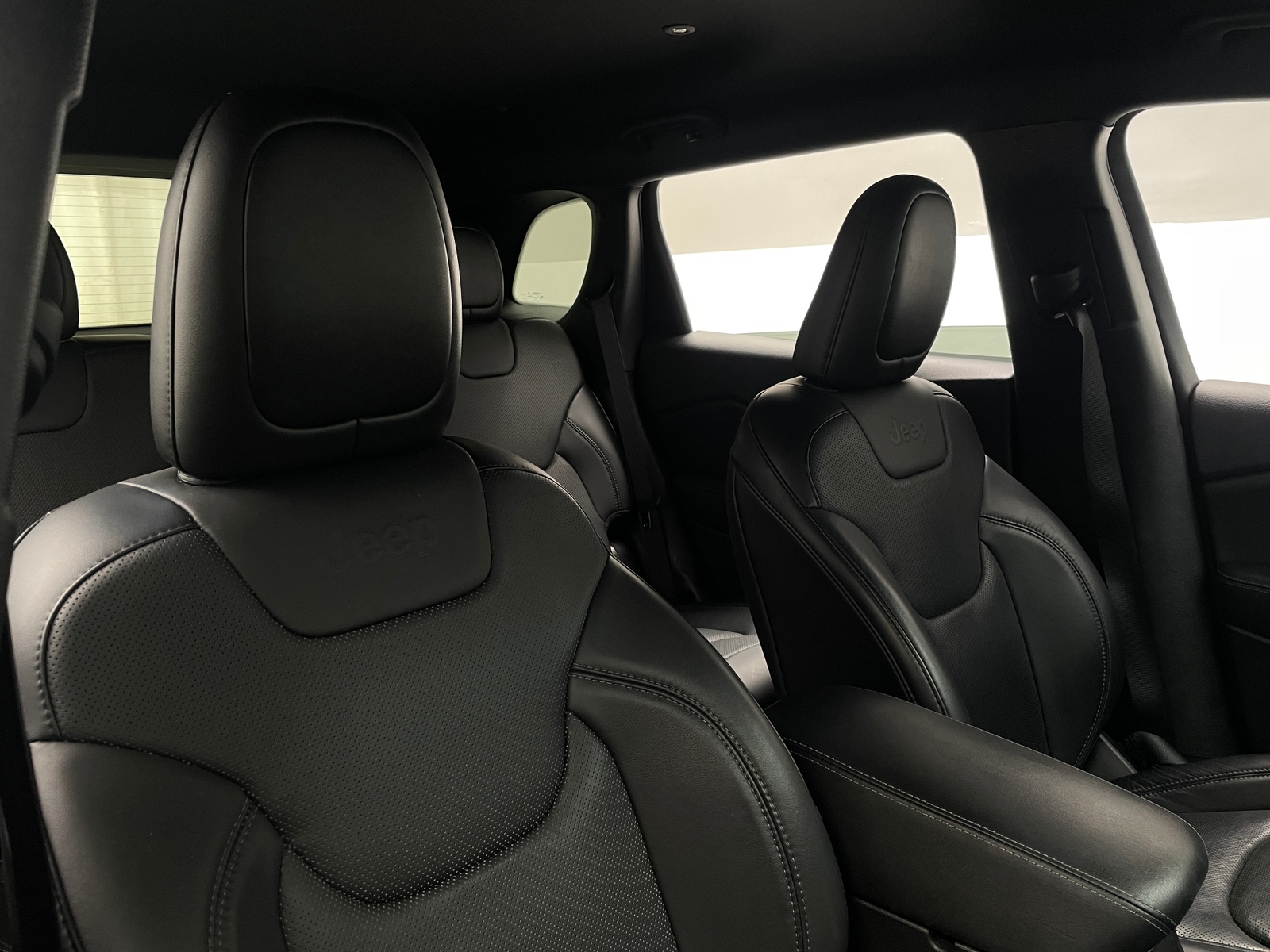 Thumbnail: 2019 Jeep Cherokee - 2