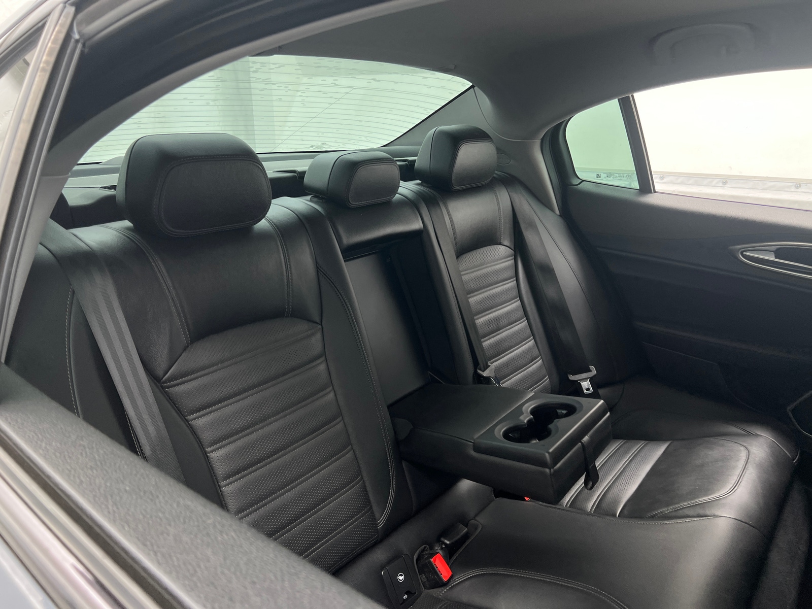 Thumbnail: 2019 Alfa Romeo Giulia - 5