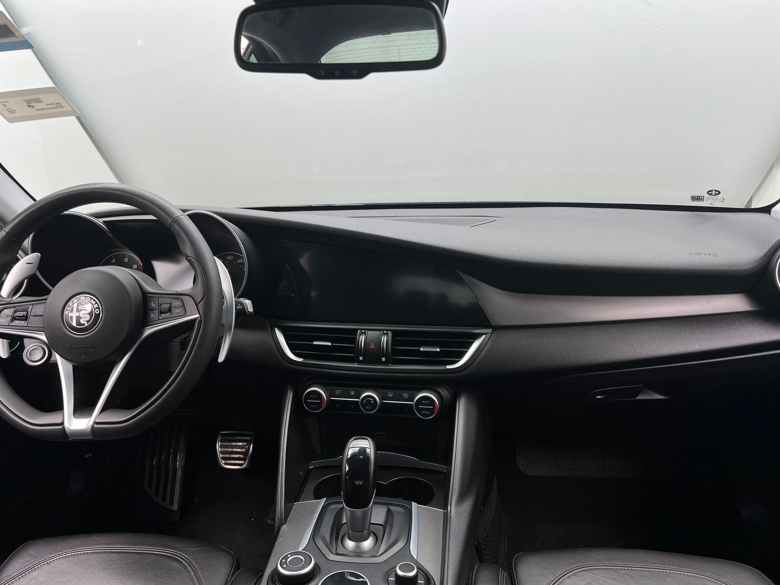 Thumbnail: 2019 Alfa Romeo Giulia - 2