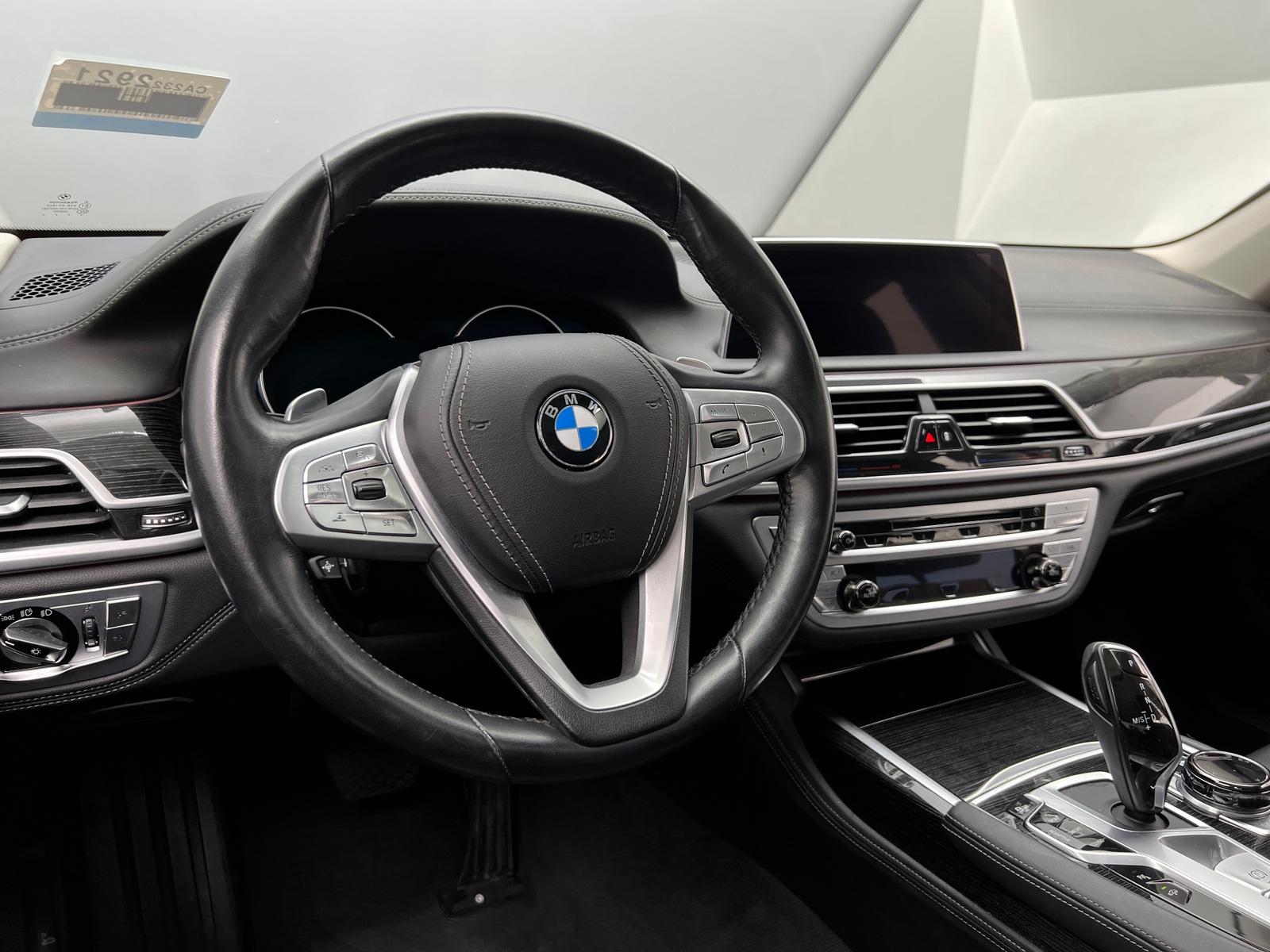 Thumbnail: 2018 BMW 7 Series - 4