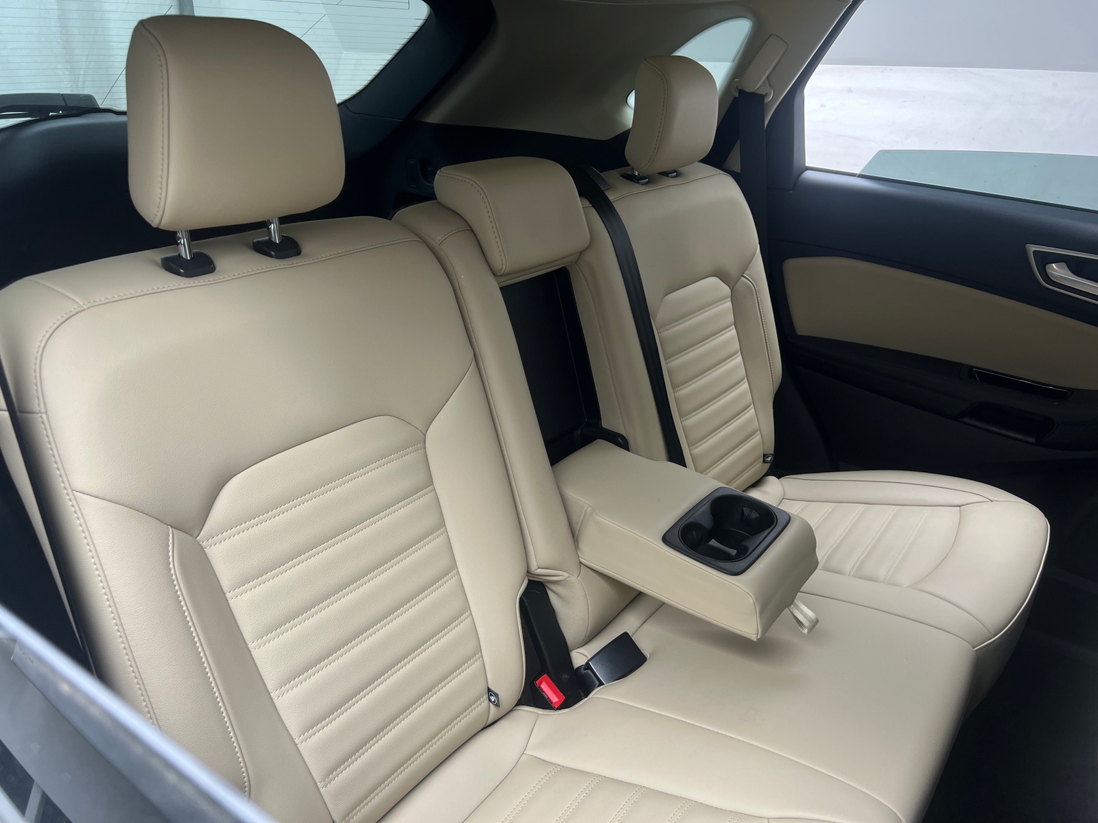 Thumbnail: 2019 Ford Edge - 5