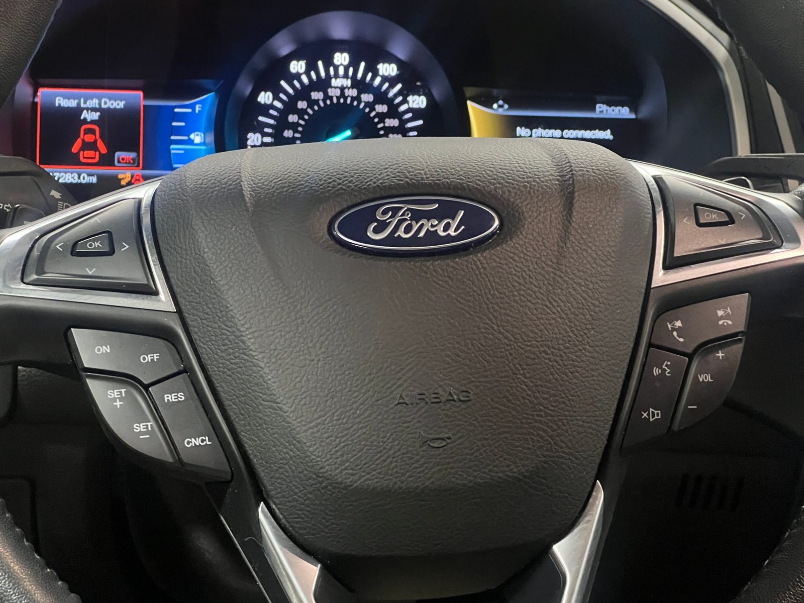 Thumbnail: 2019 Ford Edge - 4