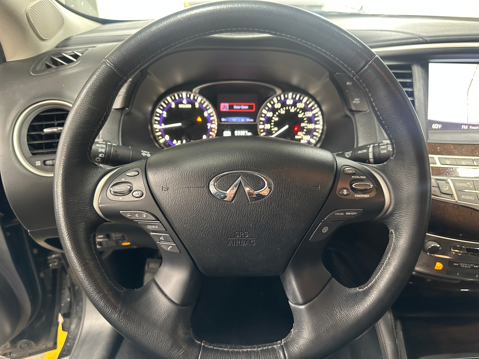 Thumbnail: 2017 INFINITI QX60 - 4