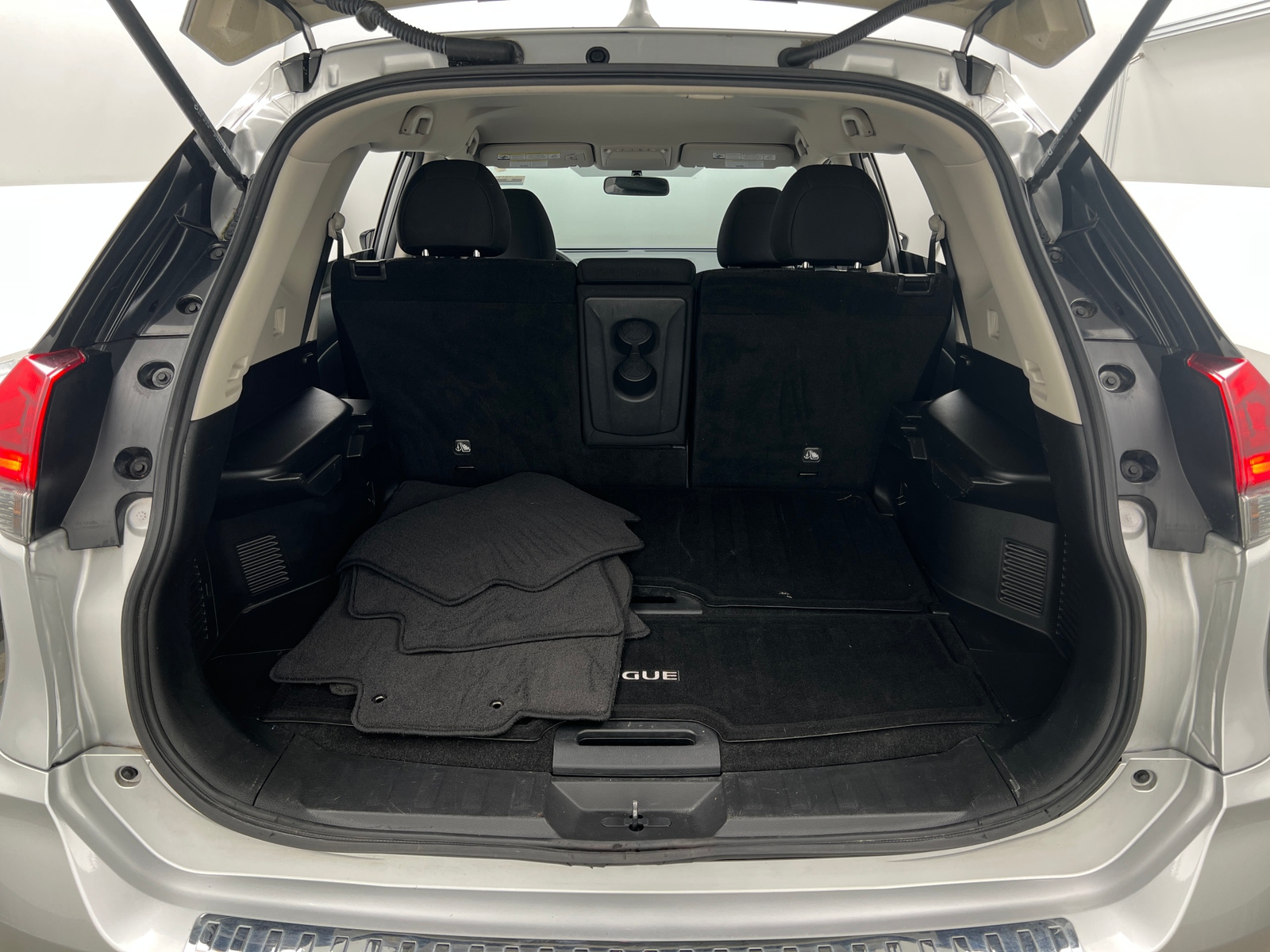 Thumbnail: 2018 Nissan Rogue - 7