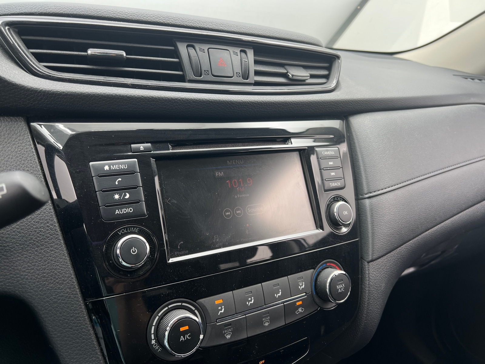 Thumbnail: 2018 Nissan Rogue - 4