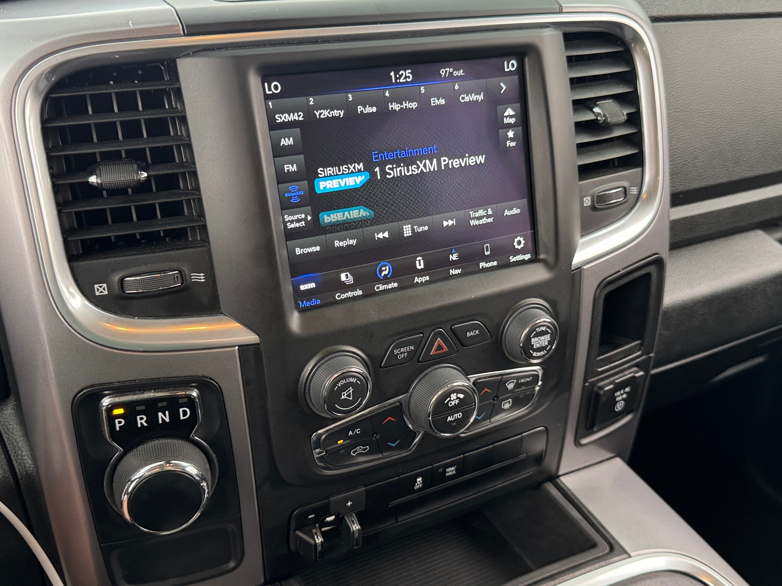 Thumbnail: 2023 RAM 1500 Classic - 4