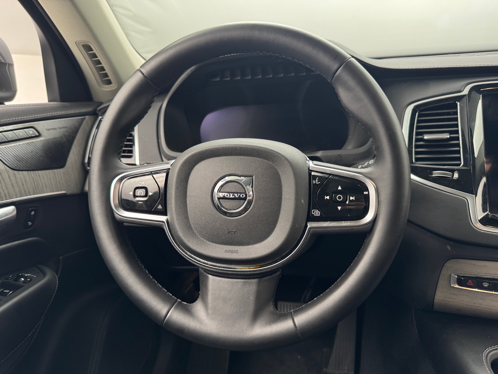 Thumbnail: 2024 Volvo XC90 - 4