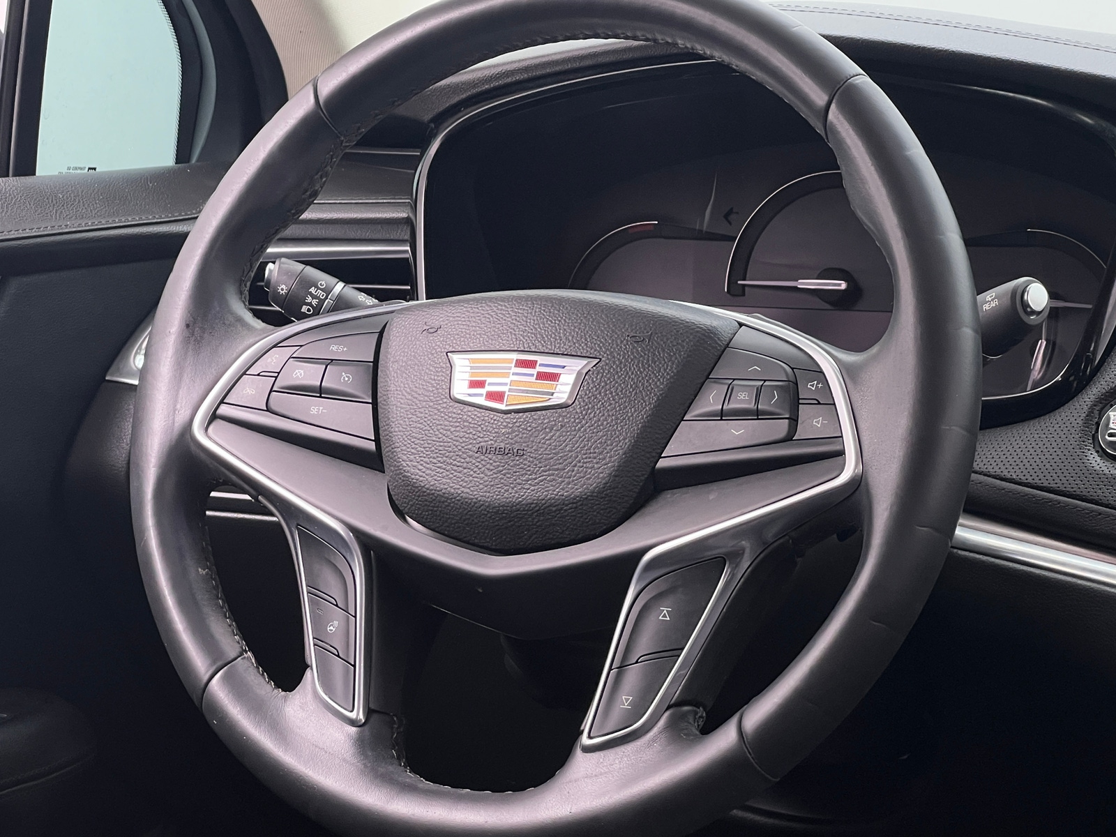 Thumbnail: 2017 Cadillac XT5 - 4